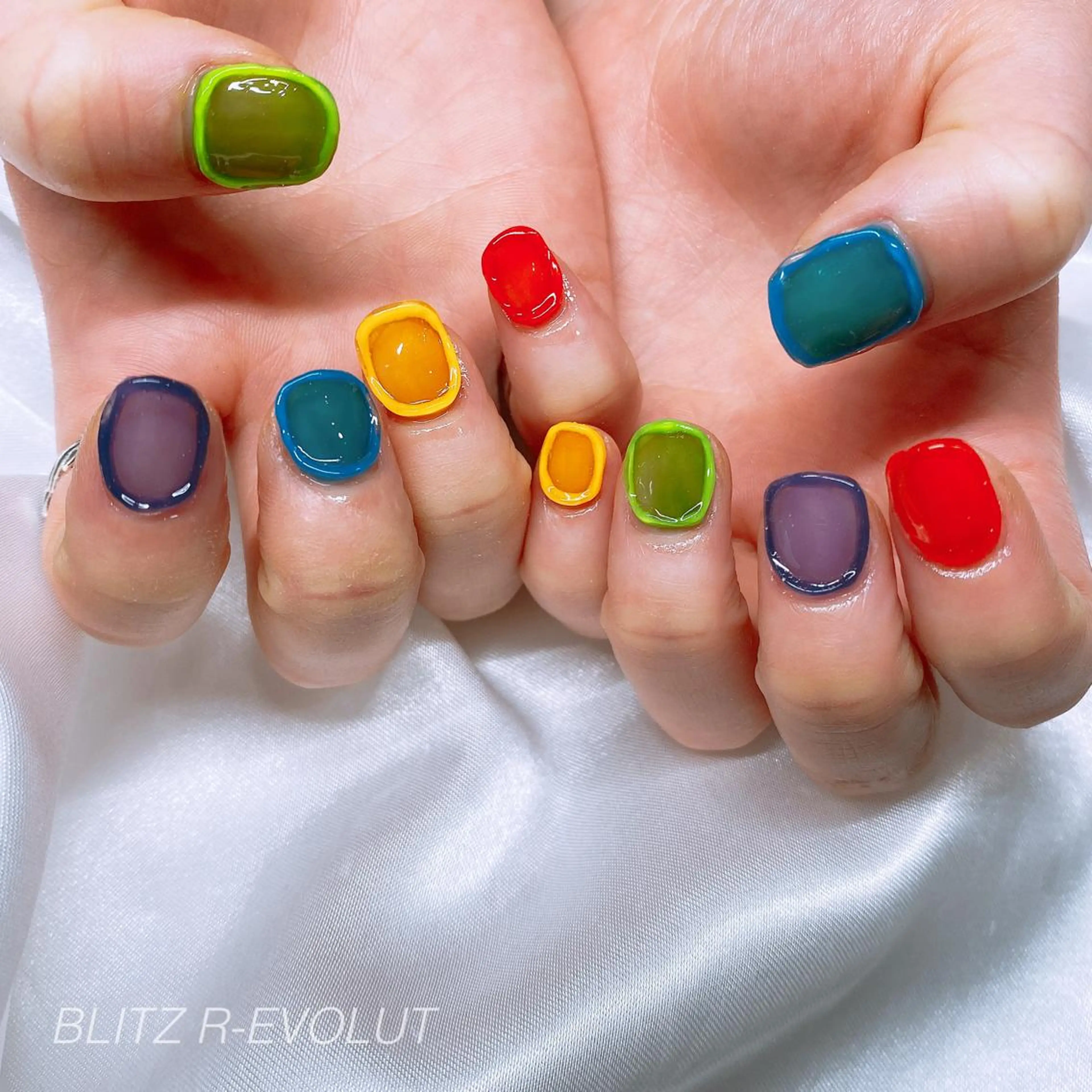 ネイル ☁️BLITZ 🎀笠原雪音🎀のネイルデザイン