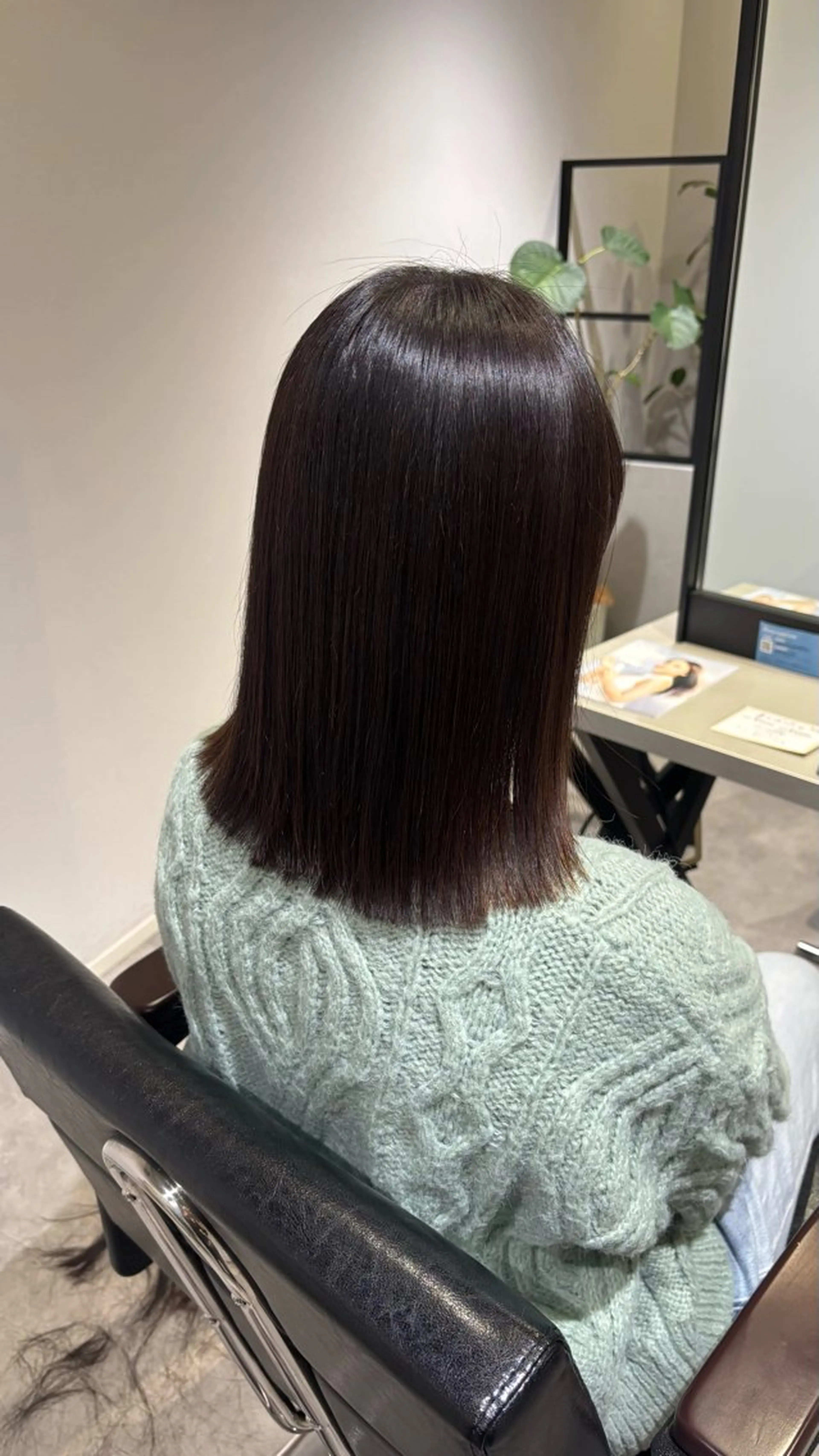 ミディアム カット 縮毛矯正 長尾ゆりの/ボブ/ ベージュ/ハイトーンのヘアスタイル