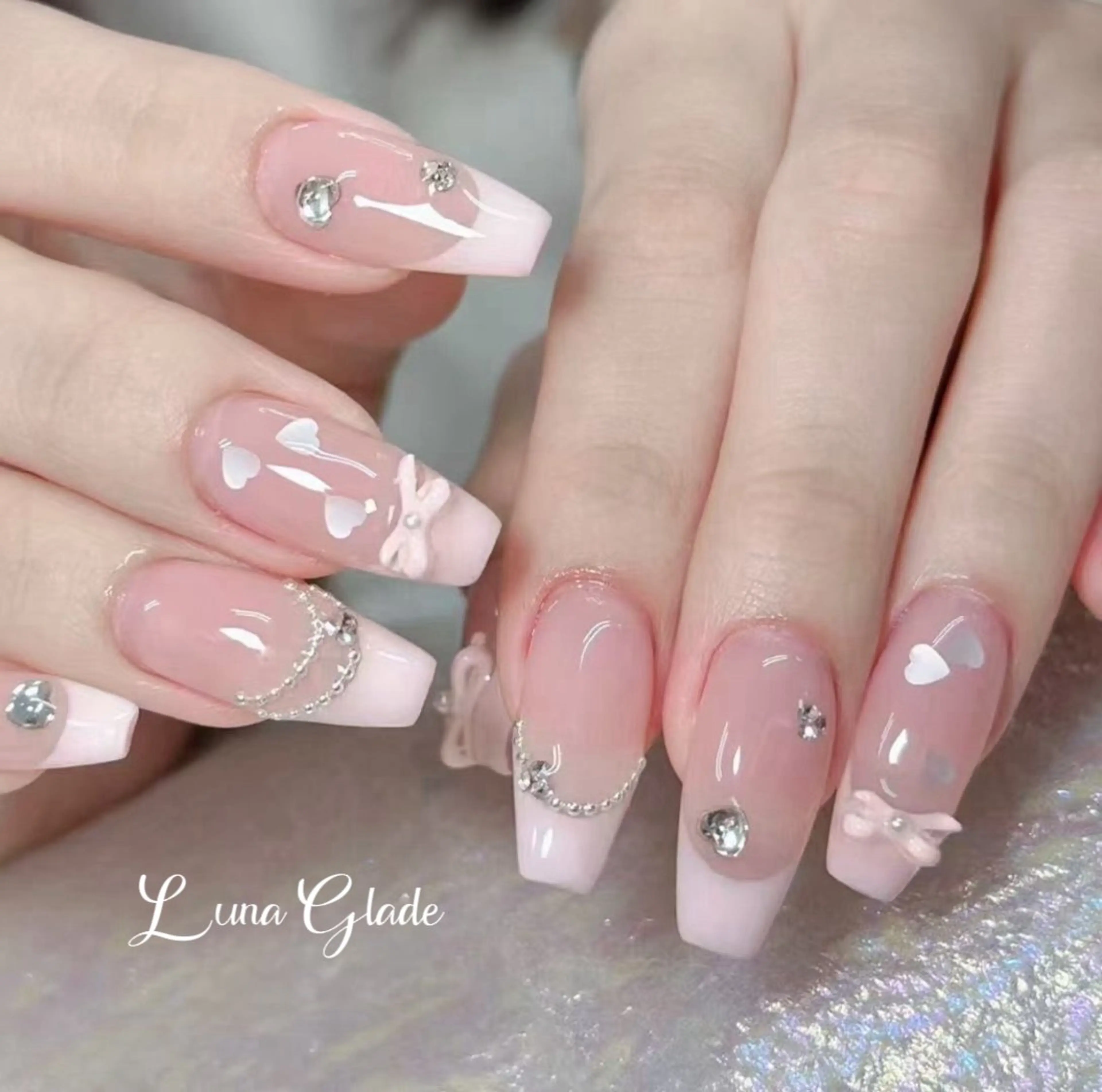 ネイル ハンドネイル Luna Glade Nail Salon所属・Luna Gladeのネイルデザイン