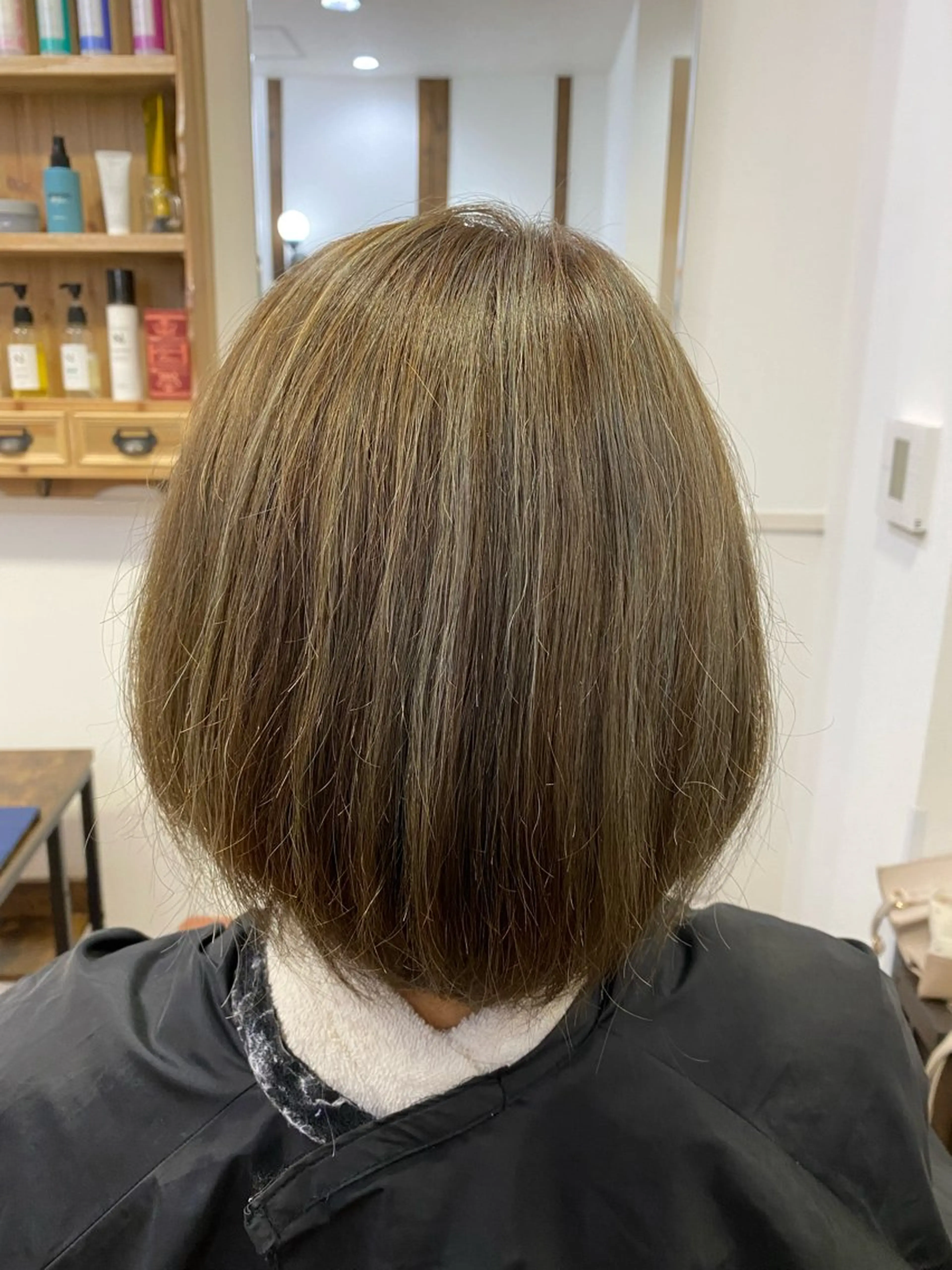 カラー ハイライトカラー flower所属・奥井 姫華のヘアスタイル