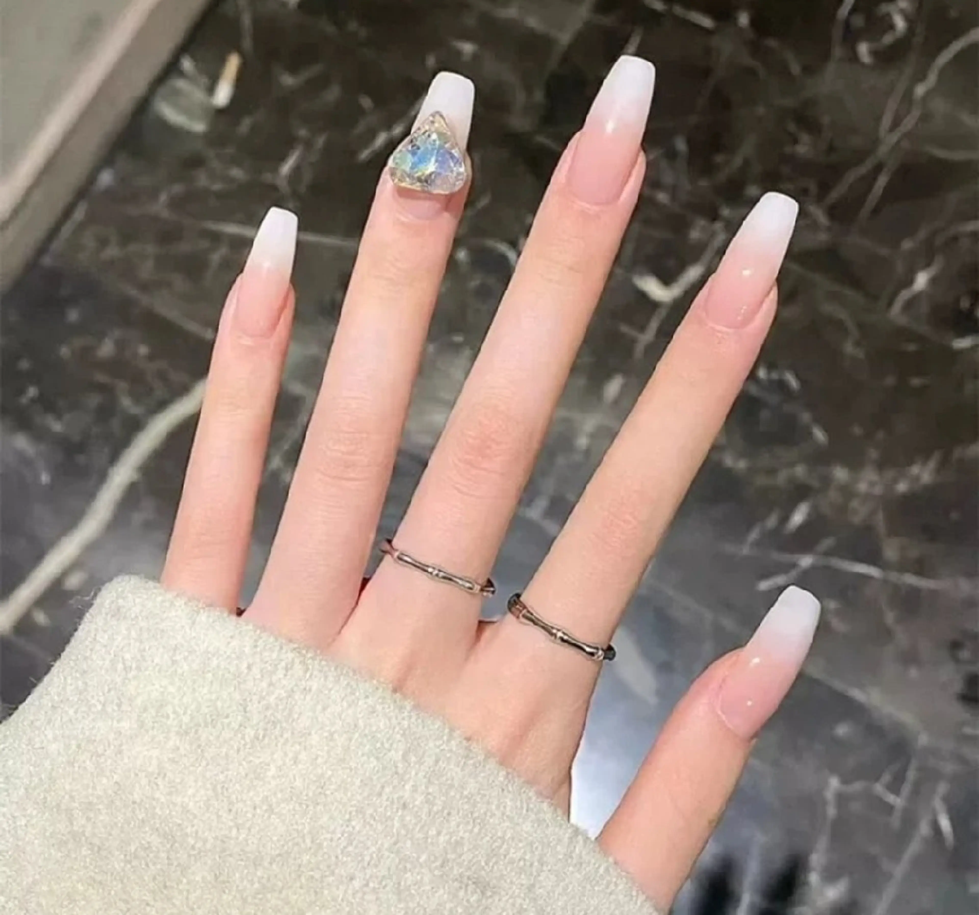 ネイル ハンドネイル ハンドケア ＤI'A ネイルサロンのネイルデザイン