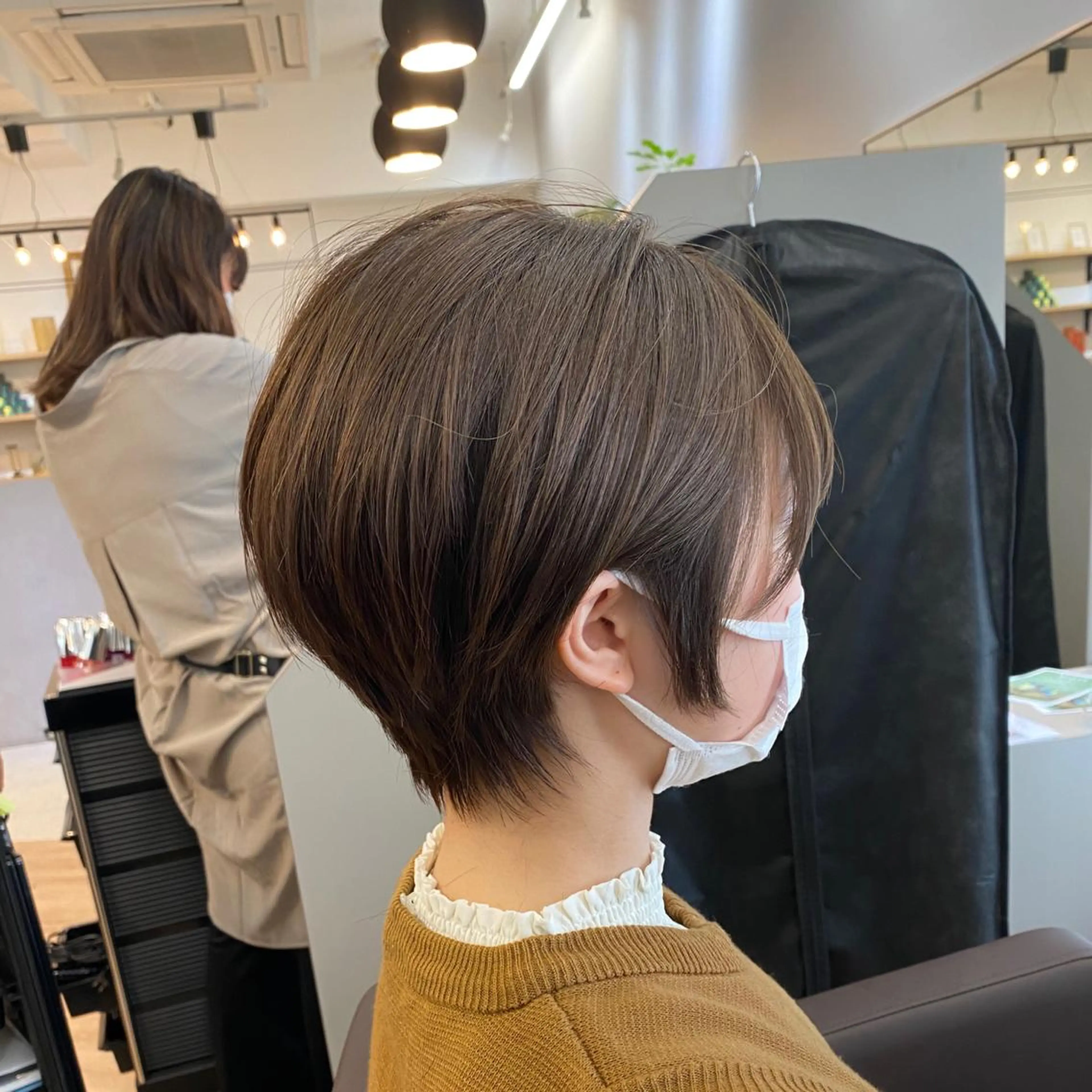 ショート ハンサムショート ショートヘア トリートメント ボブ、縮毛矯正👑 心斎橋/高城涼也のヘアスタイル