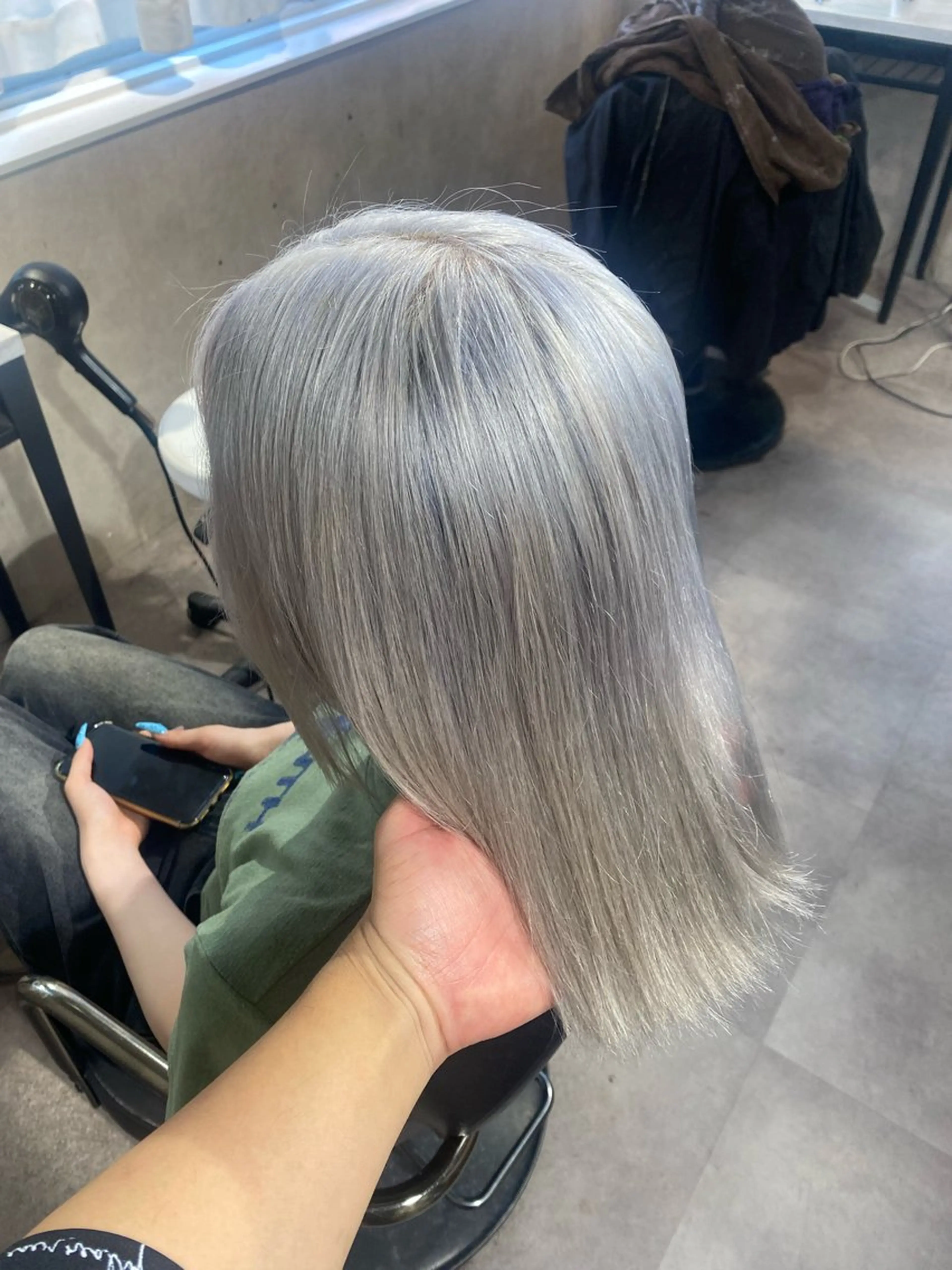 カラー ヘアカラー ヘアセット Seleneコウキ ブリーチ/ハイトーンのヘアスタイル