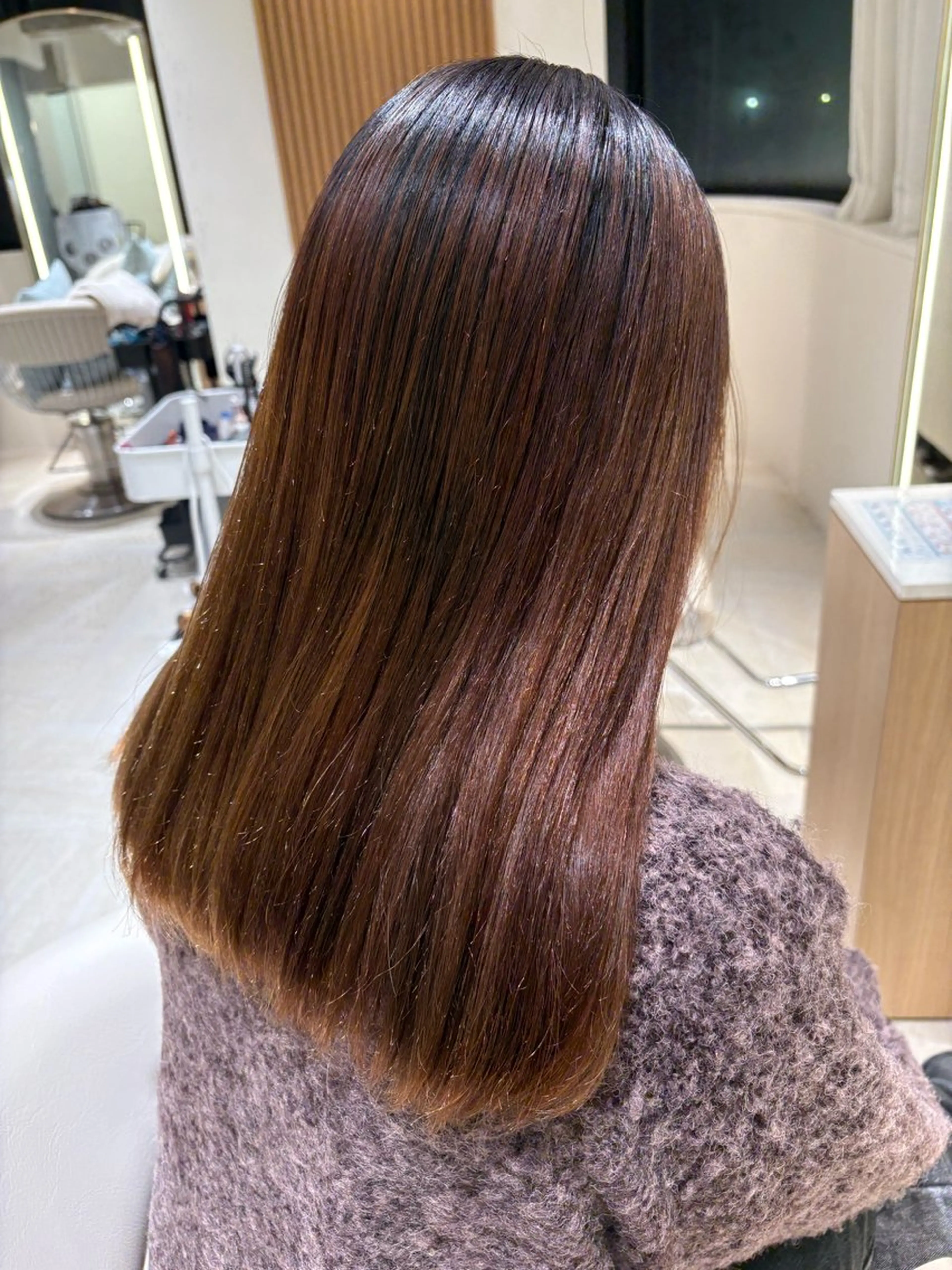 セミロング 酸性ストレート 縮毛矯正 ROMMY.所属・ナギサ/本厚木/ ボブ/ミディアム🤍のヘアスタイル