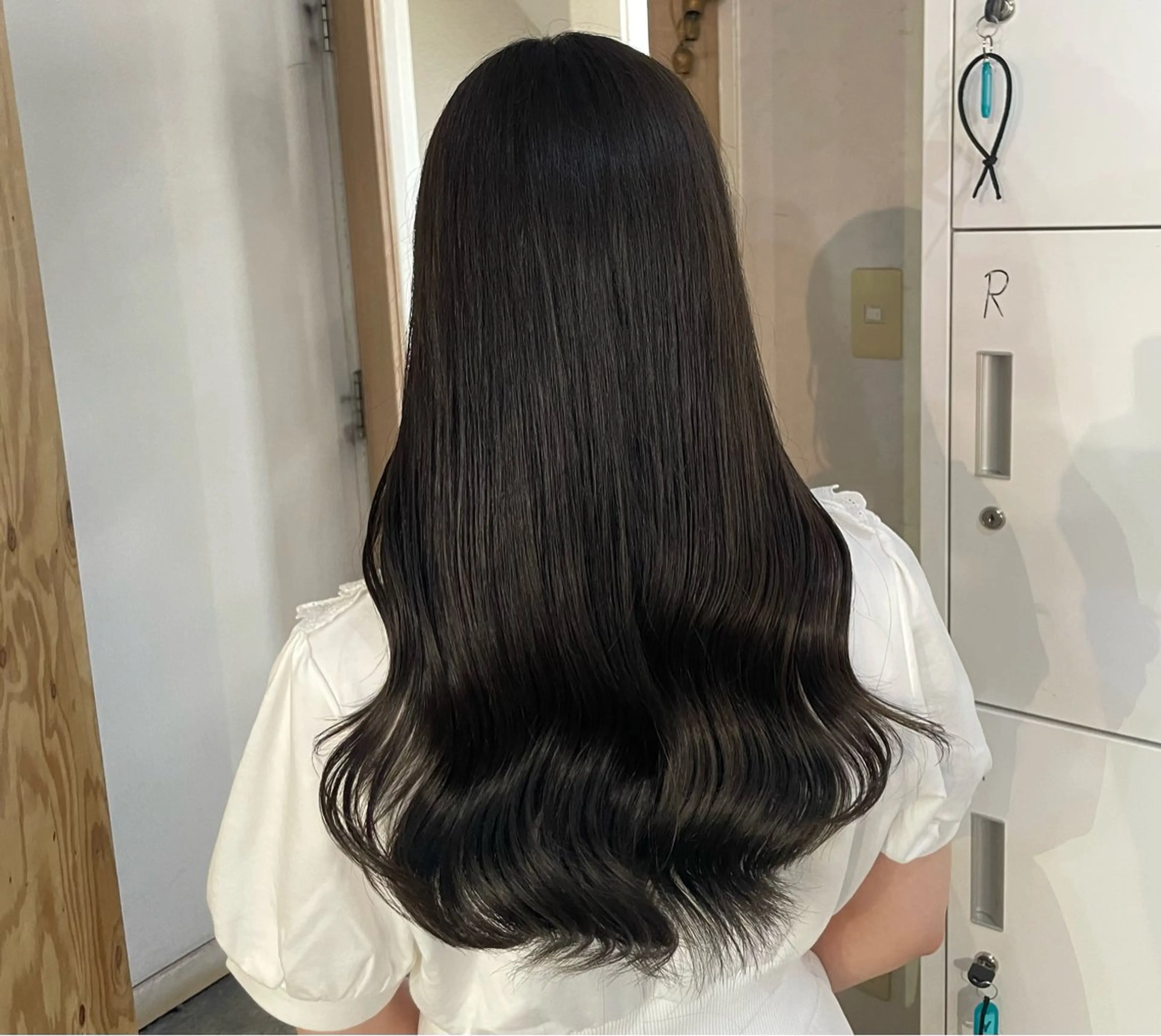 ロング ヘアカラー トリートメント 透明感カラー🫧 麗伍のヘアスタイル