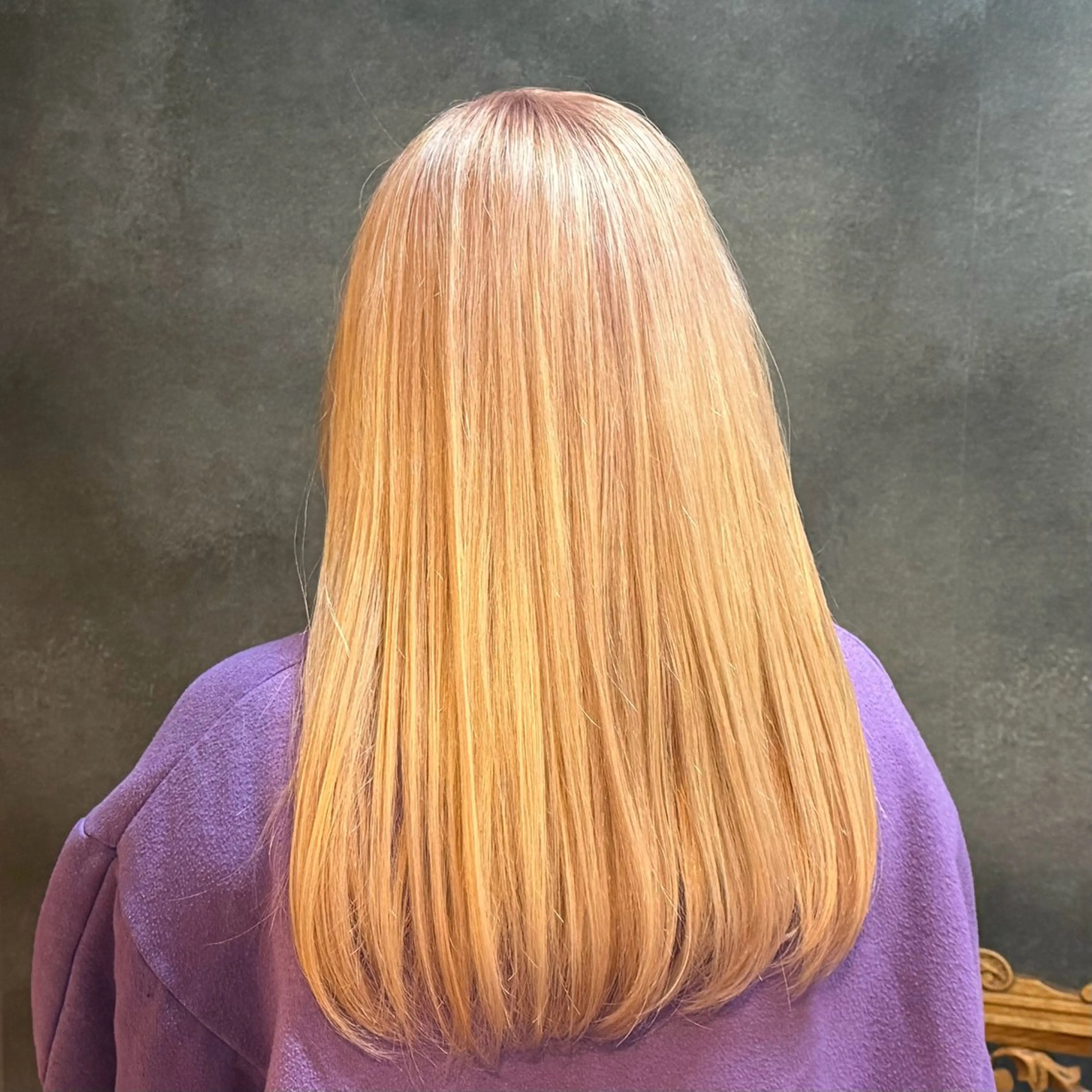 ロング カラー ブロンド ヘアカラー カラー/毛流れカット 特化︎ ひなり🥀のヘアスタイル