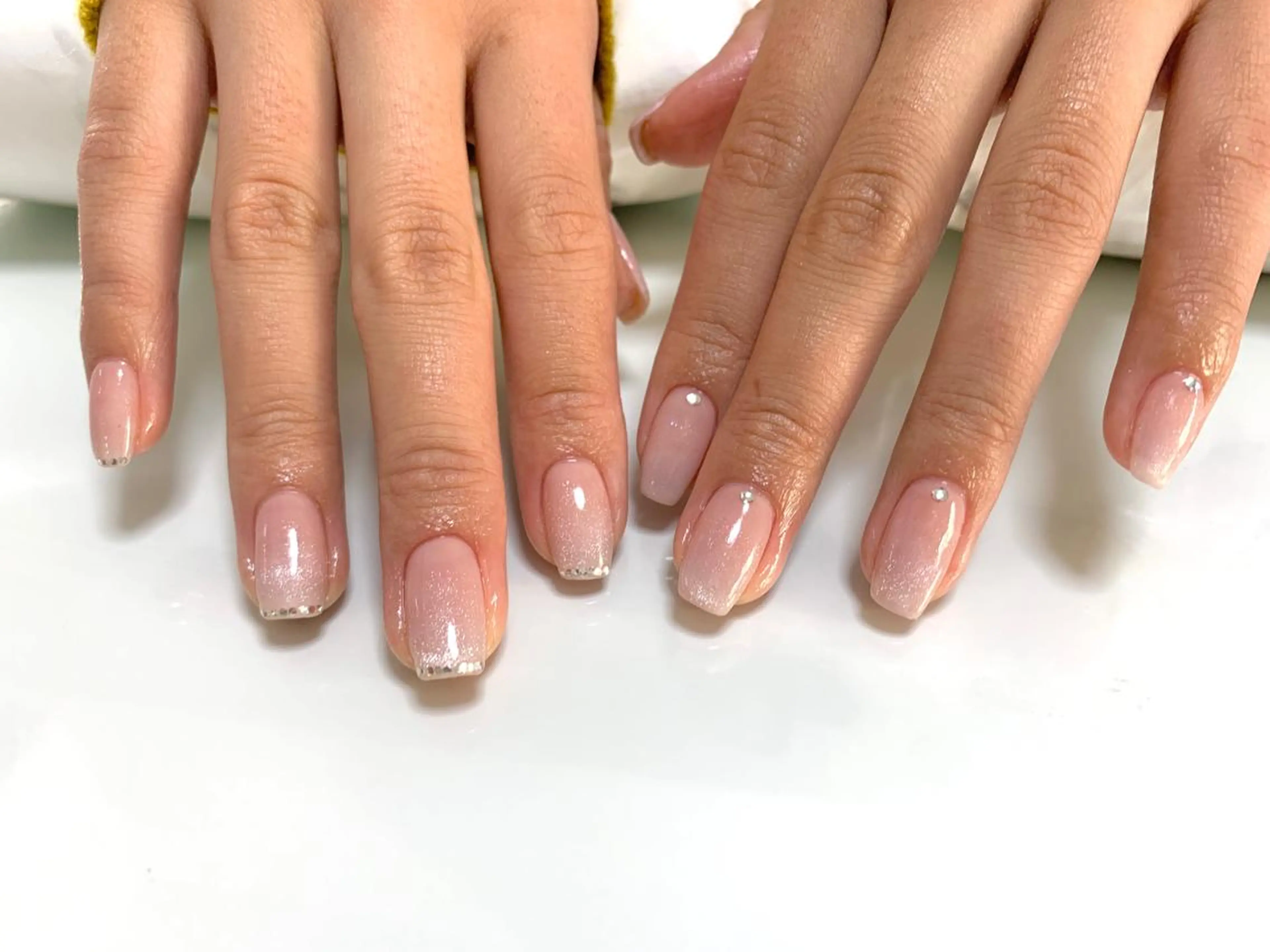 ネイル ハンドネイル 手塚 里奈のネイルデザイン