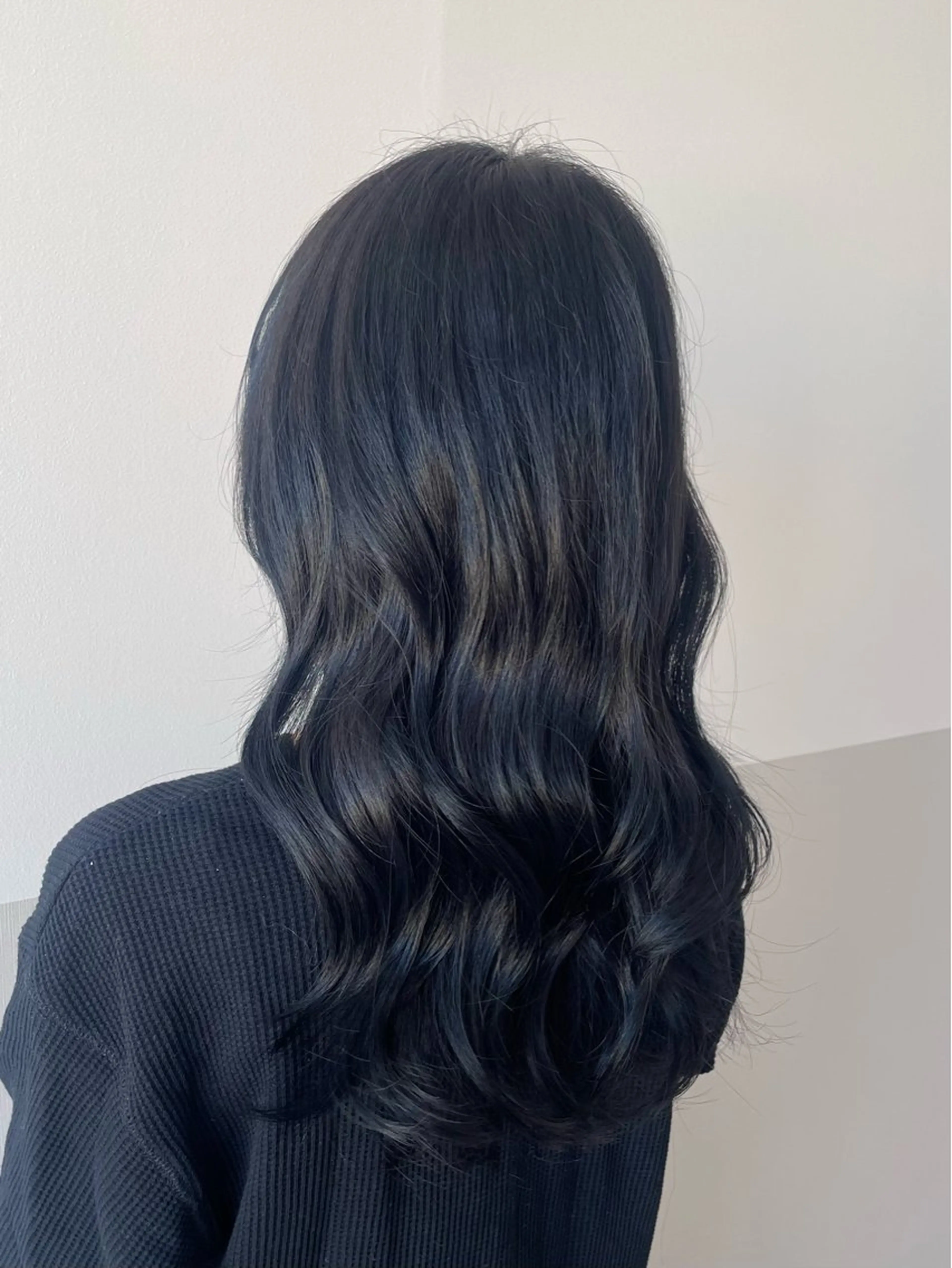 ロング カラー 黒髪 ネイビーカラー カット ヘアカラー トリートメント Zina 浦安所属・髪質改善✨Zina浦 安/個室🌈YUKIのヘアスタイル