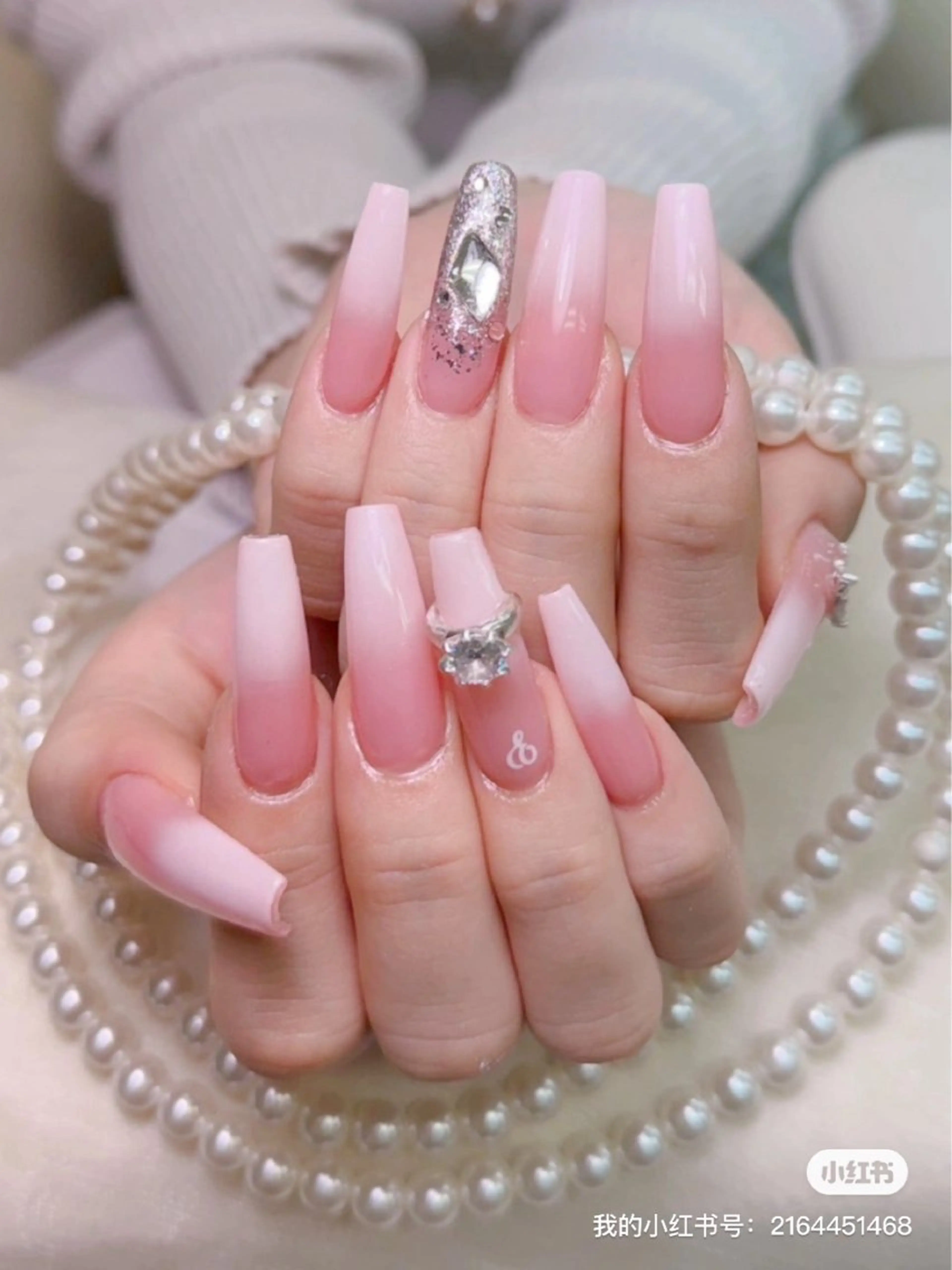 ネイル lucky nail 歌舞伎町のネイルデザイン
