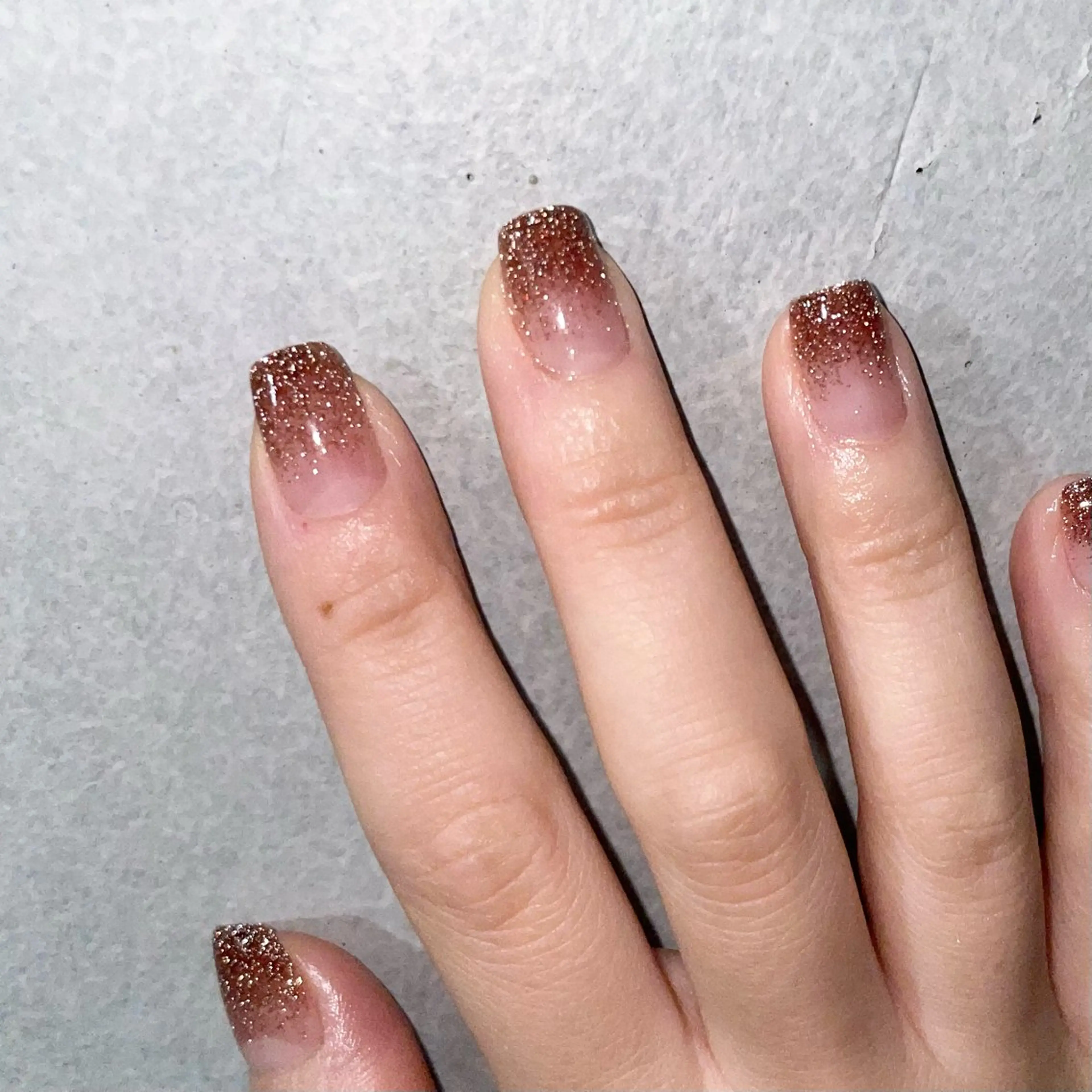 ネイル ブラウン フラッシュネイル ジェルネイル amity personal nail salon所属・nailsalon amity🌿池田のネイルデザイン