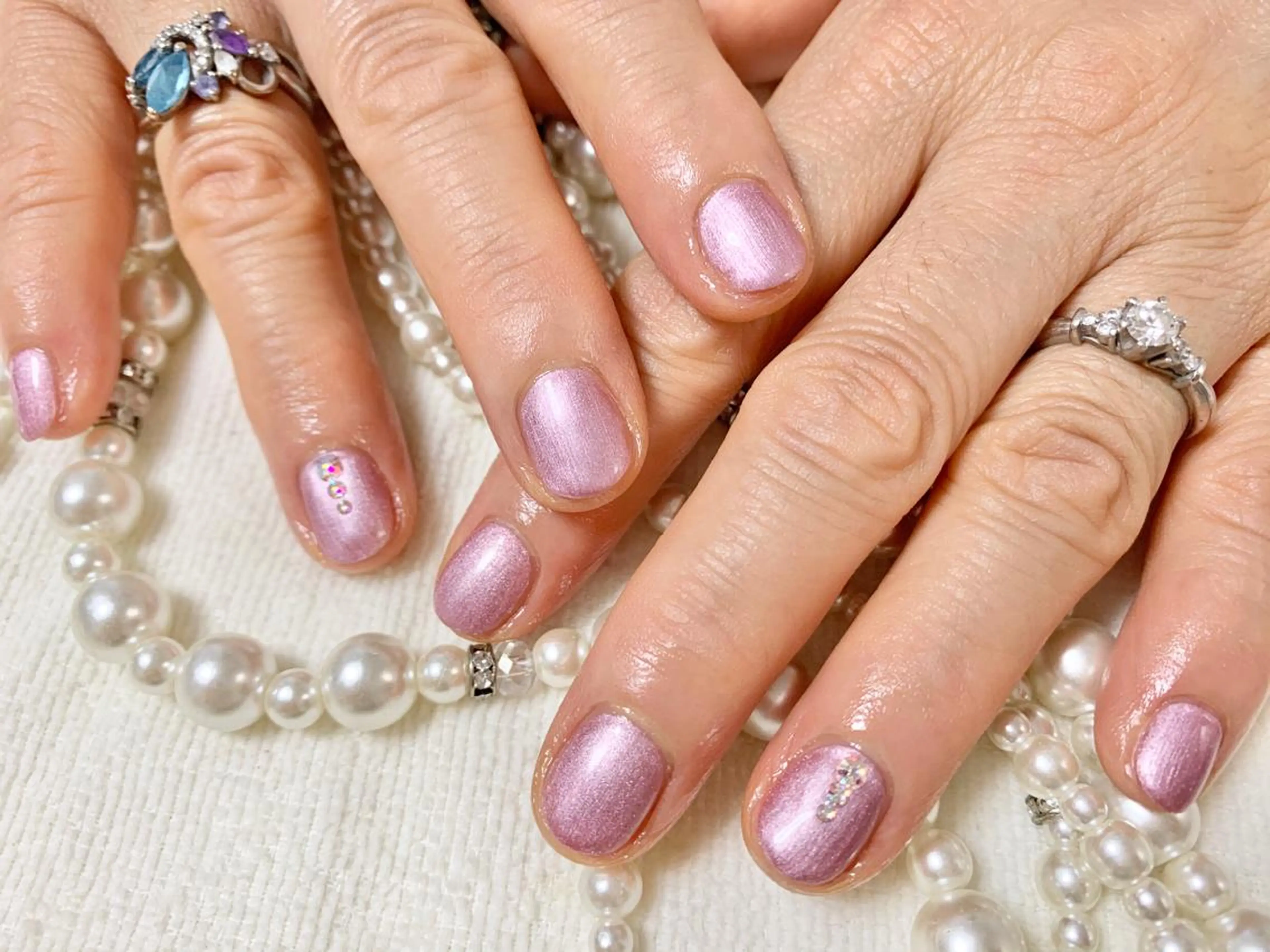 ネイル ワンカラーネイル 手塚 里奈のネイルデザイン