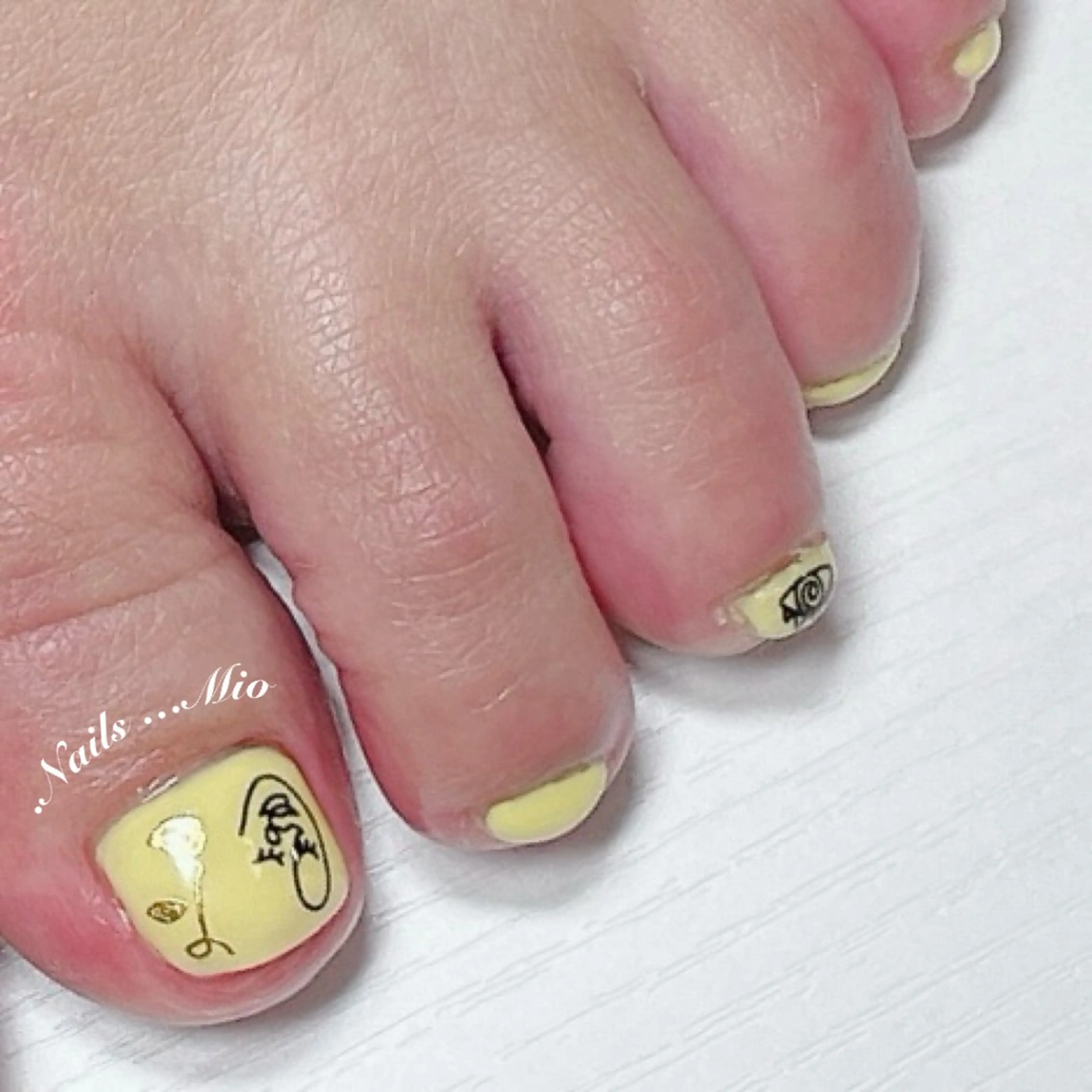 ネイル アートネイル フットネイル ジェルネイル ワンカラーネイル .Nails Mio 赤羽西ネイルサロンのネイルデザイン