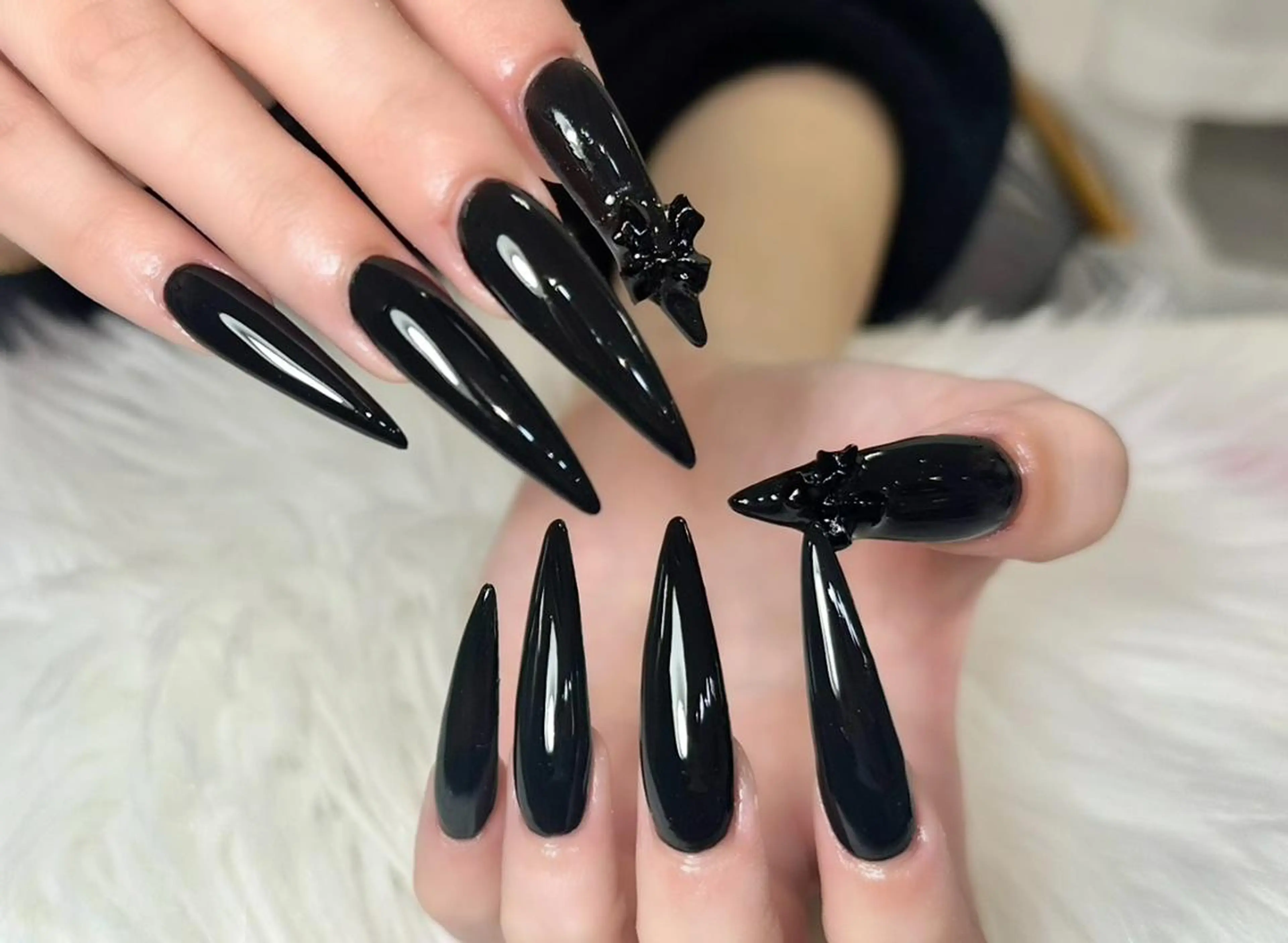 ネイル ❤️💛REBEST 京橋 nailのネイルデザイン