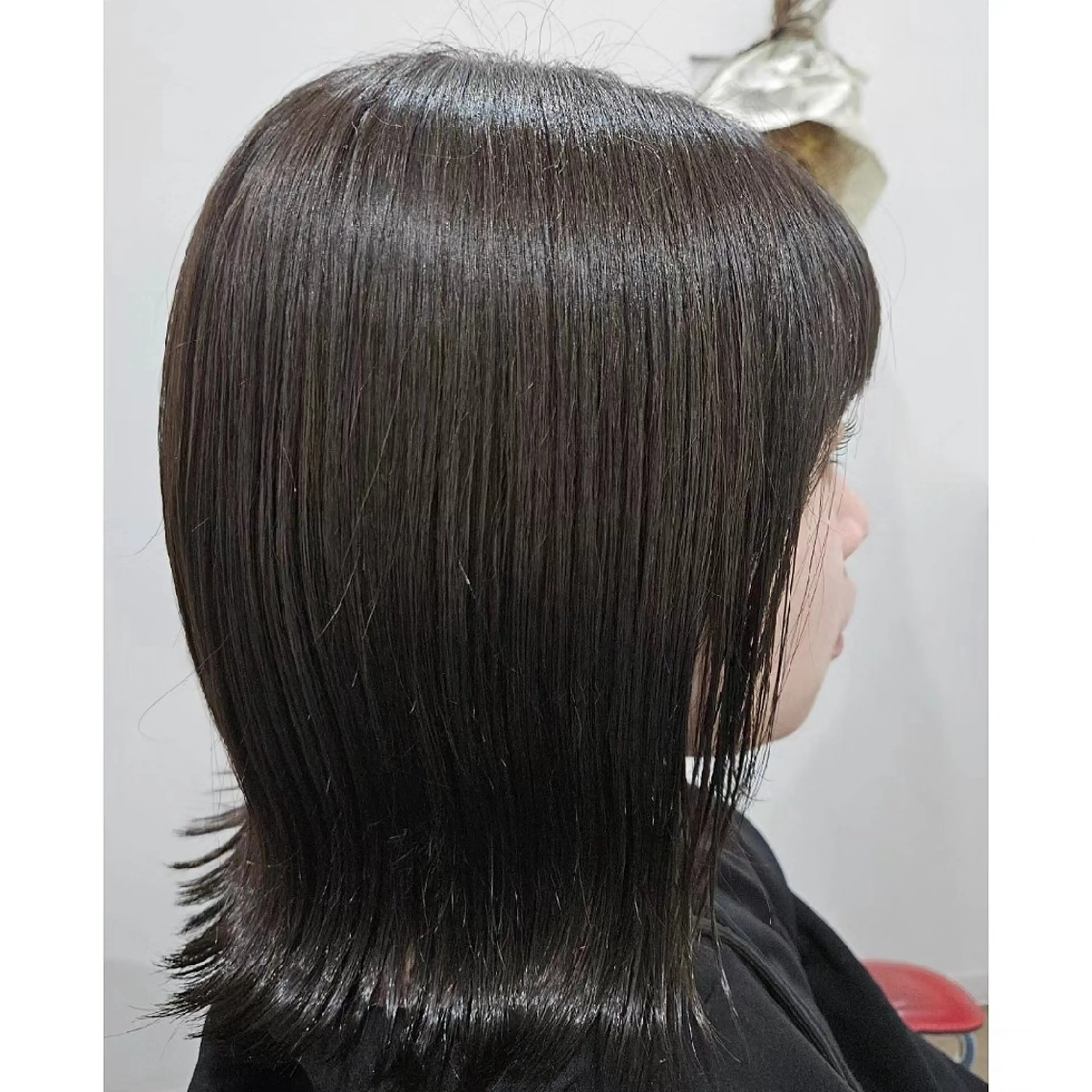 ミディアム カラー ヘアアレンジ ベージュカラー オリーブベージュ オレンジ 髪質改善 外ハネヘア カット ヘアカラー トリートメント 髪質改善サロン🍃 AIRI のヘアスタイル