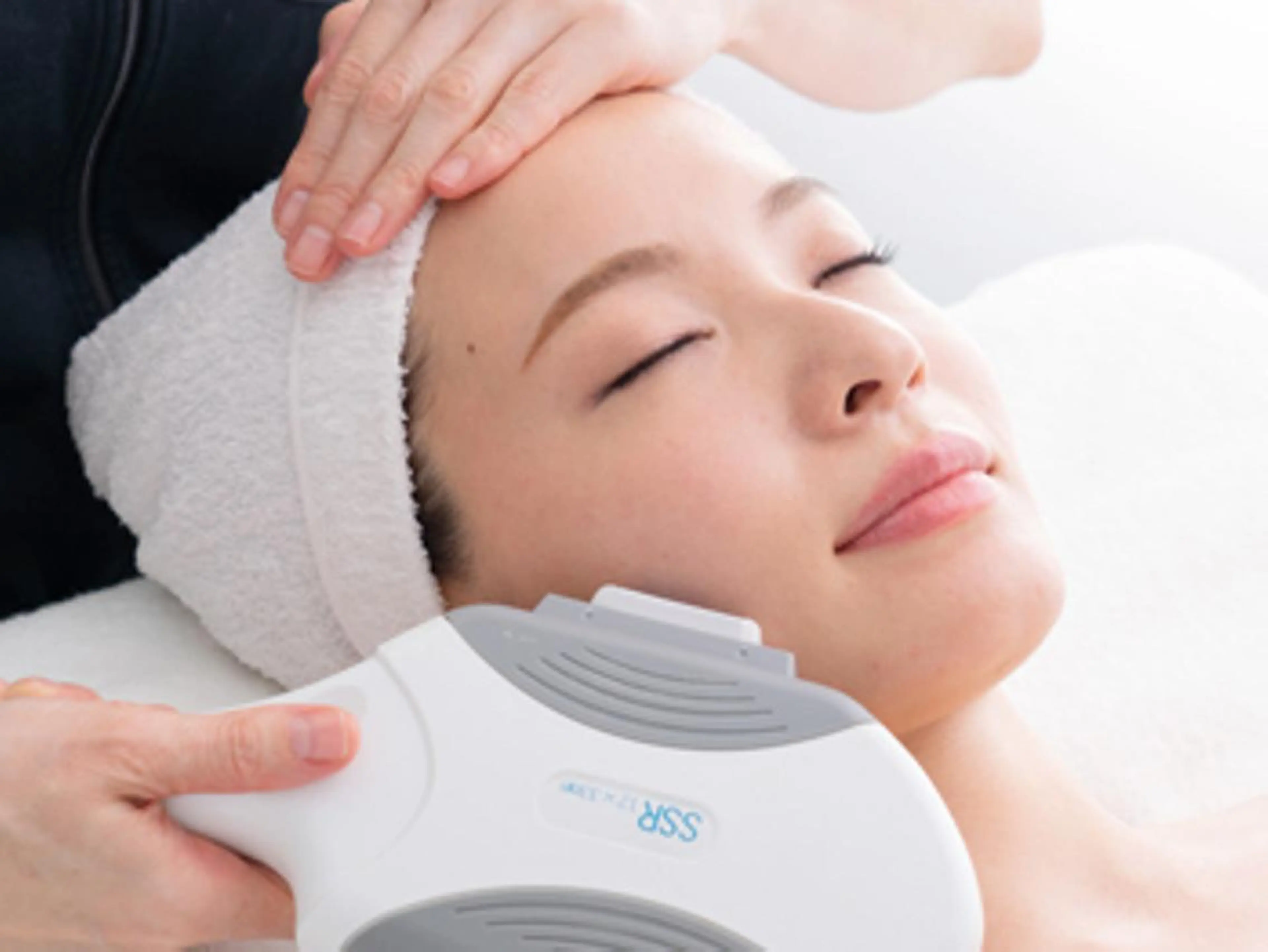 【マスク肌荒れ対策】光フェイシャル+水光肌の写真