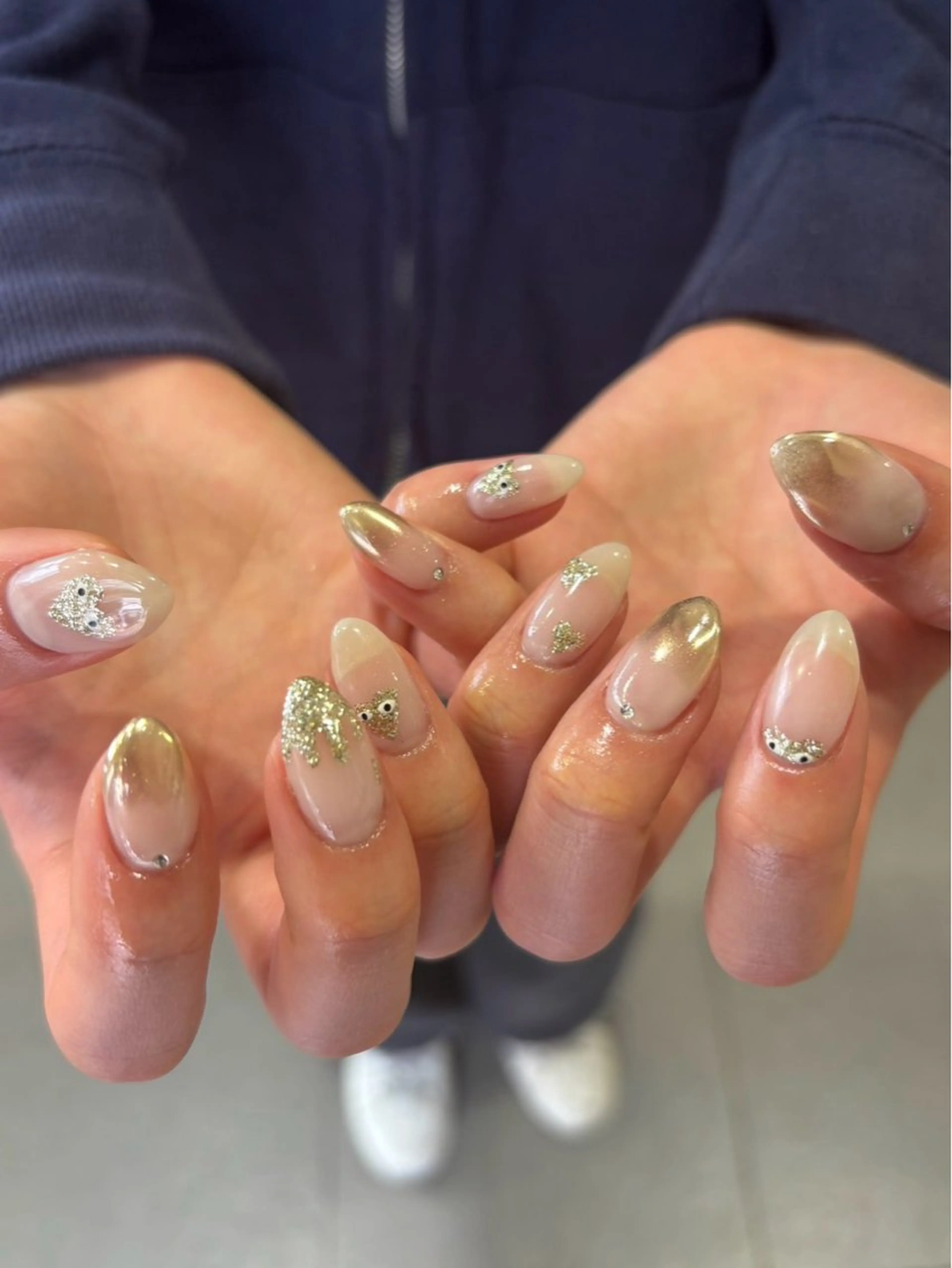 ネイル ハンドネイル waka❤️✨ レイヤーボブ/ネイルのヘアスタイル