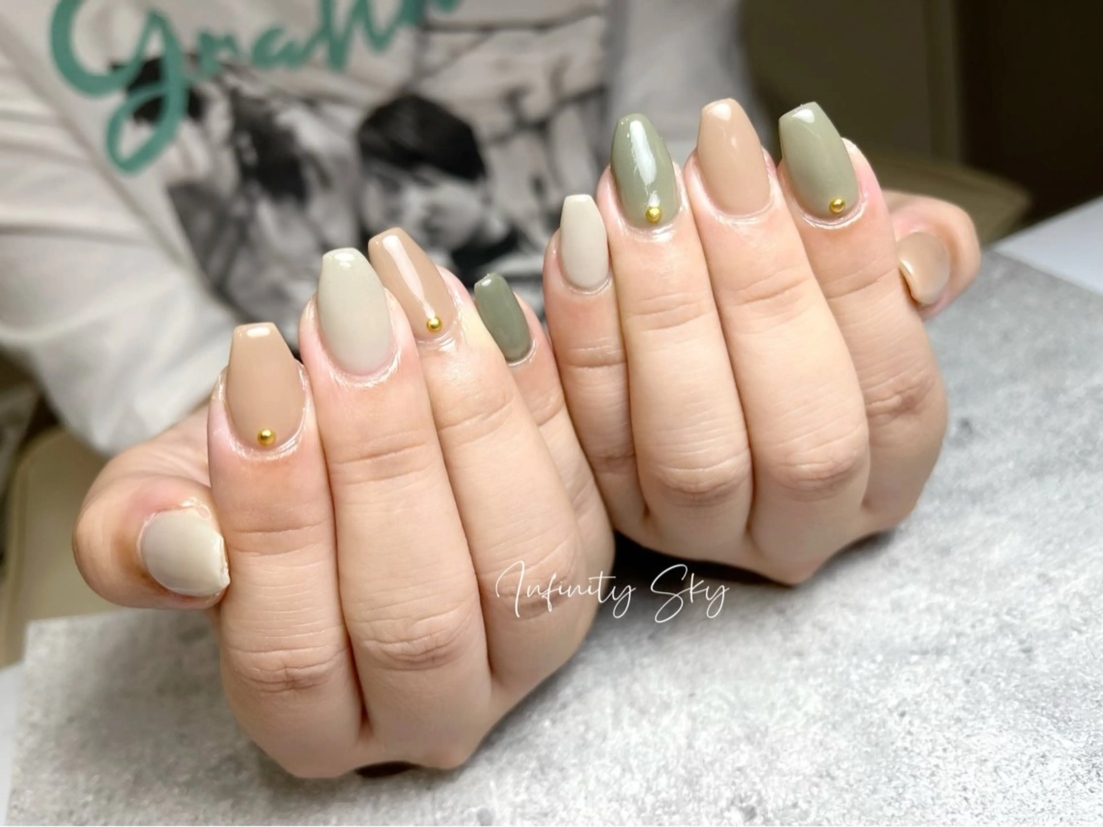 ネイル ワンカラーネイル ハンドネイル infinity skyのネイルデザイン