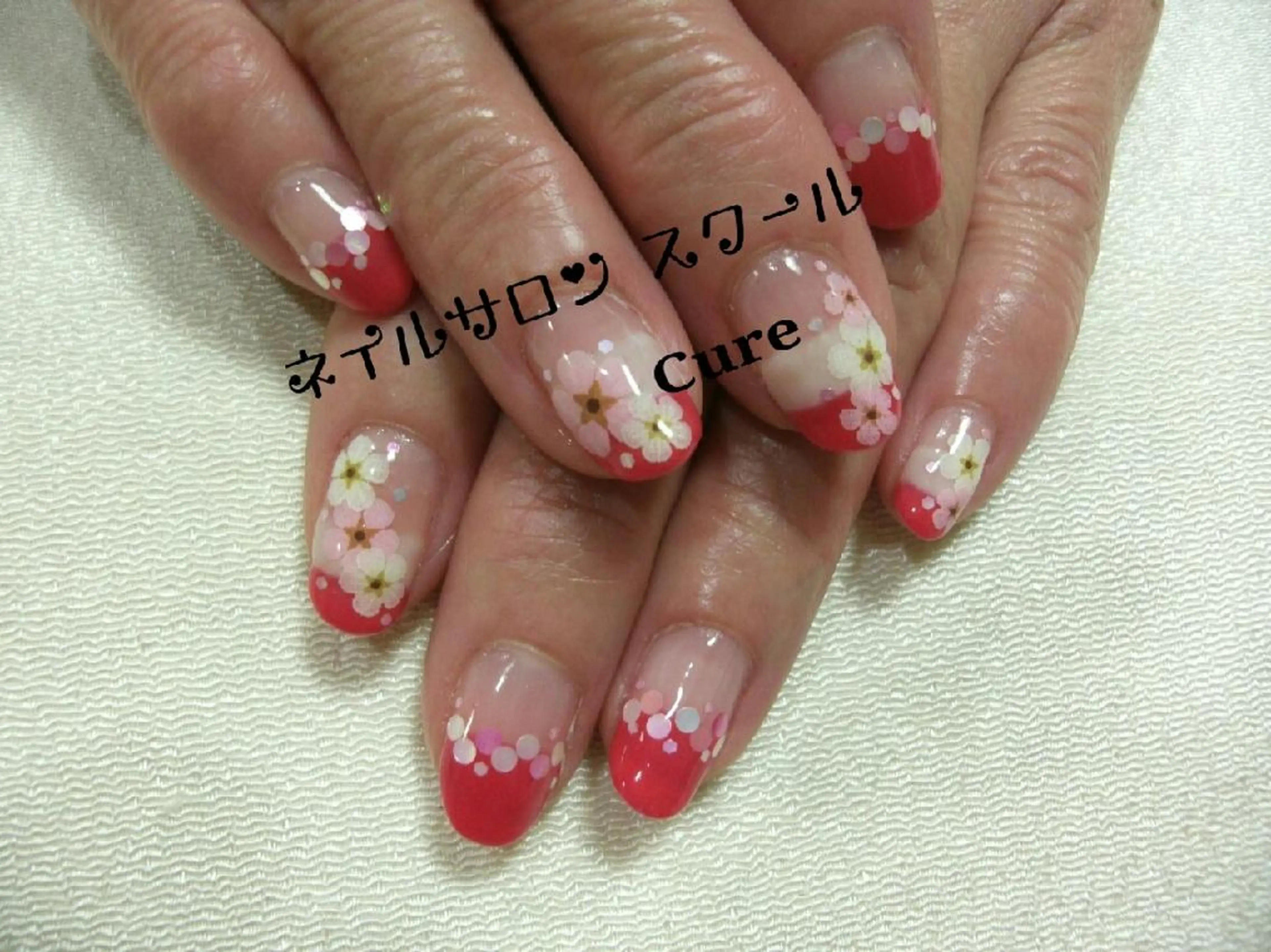 ミディアム ネイル ダブルフレンチ フレンチネイル ネイルサロン Cureのネイルデザイン