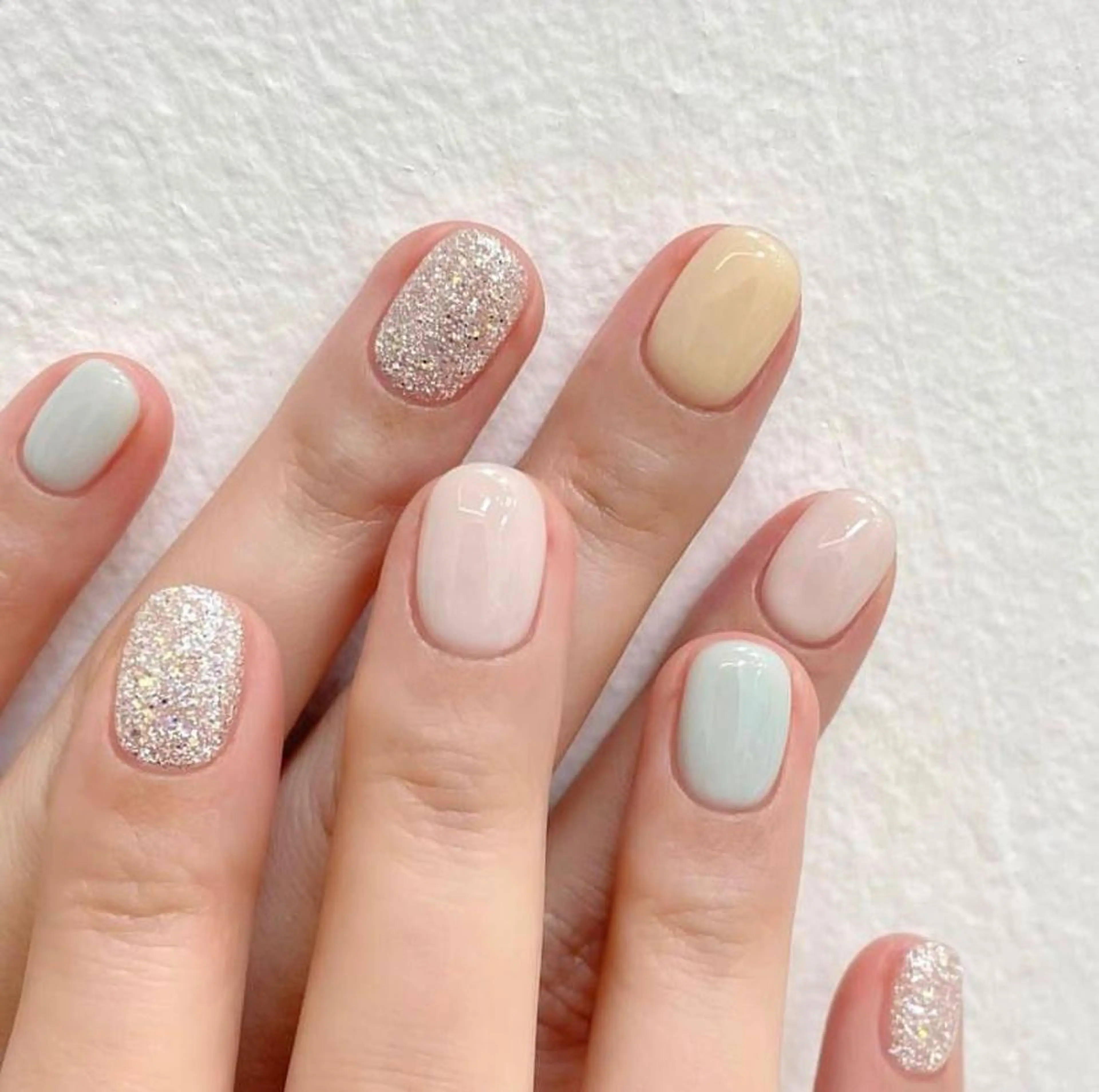 ネイル RAFFINE haru🦋🩵のネイルデザイン