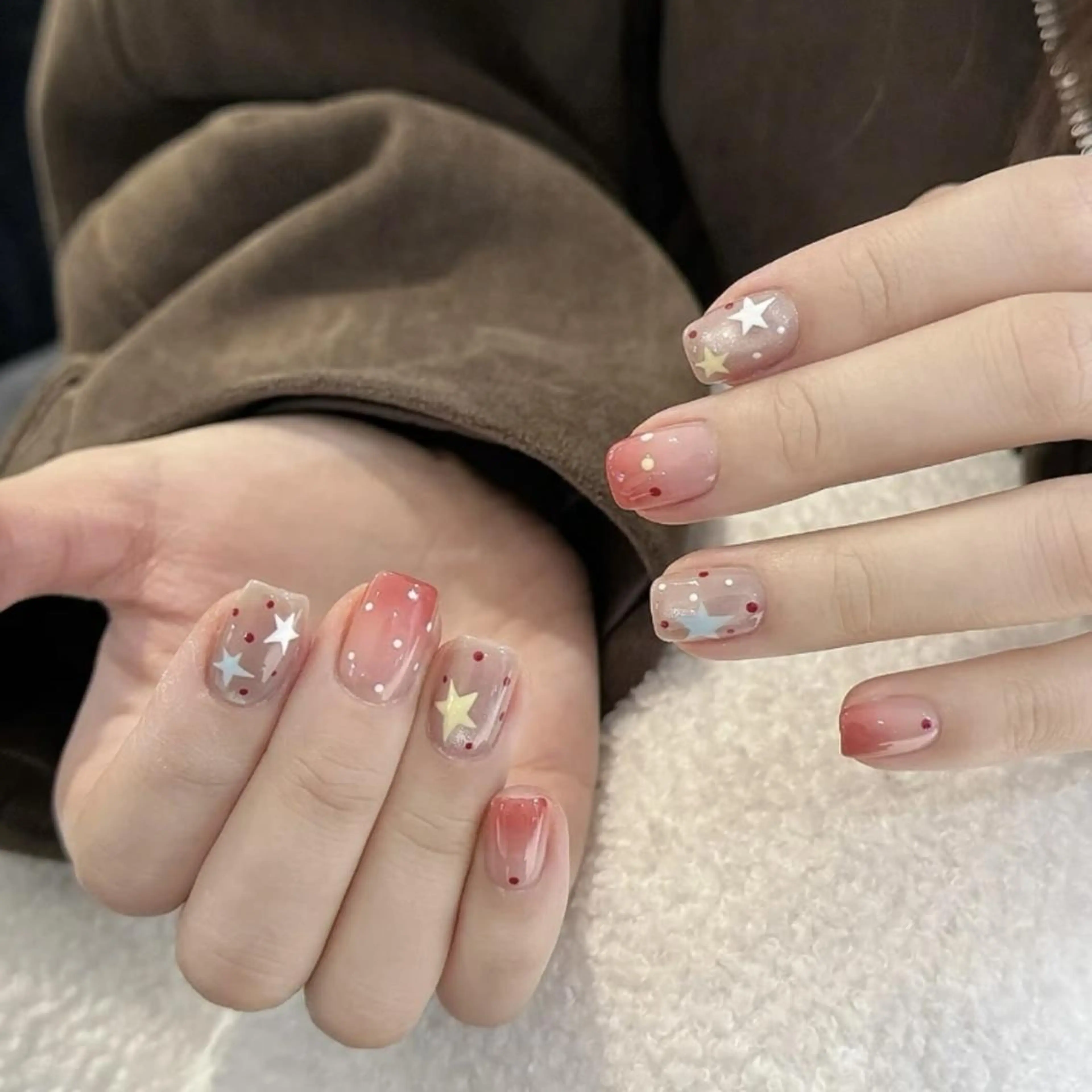 ネイル フットネイル フレンチネイル ジェルネイル ガラスフレンチ 韓国ネイル ハンドネイル ハンドケア MoriseNail 表参道 Ninaになのネイルデザイン