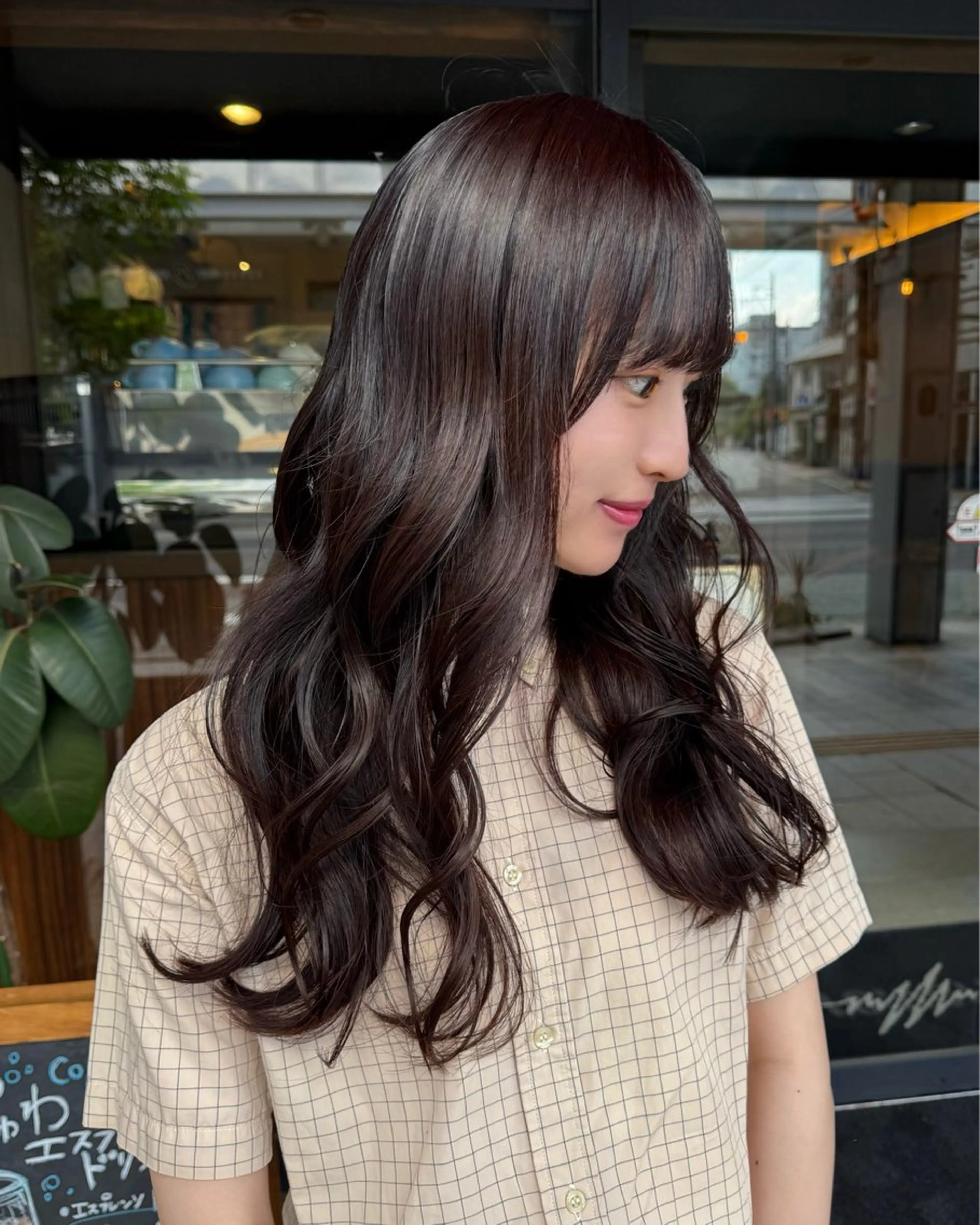 ロング カラー ブラウンカラー ラベンダーカラー ヘアカラー ヒナ子🦋 ブリーチカラーのヘアスタイル