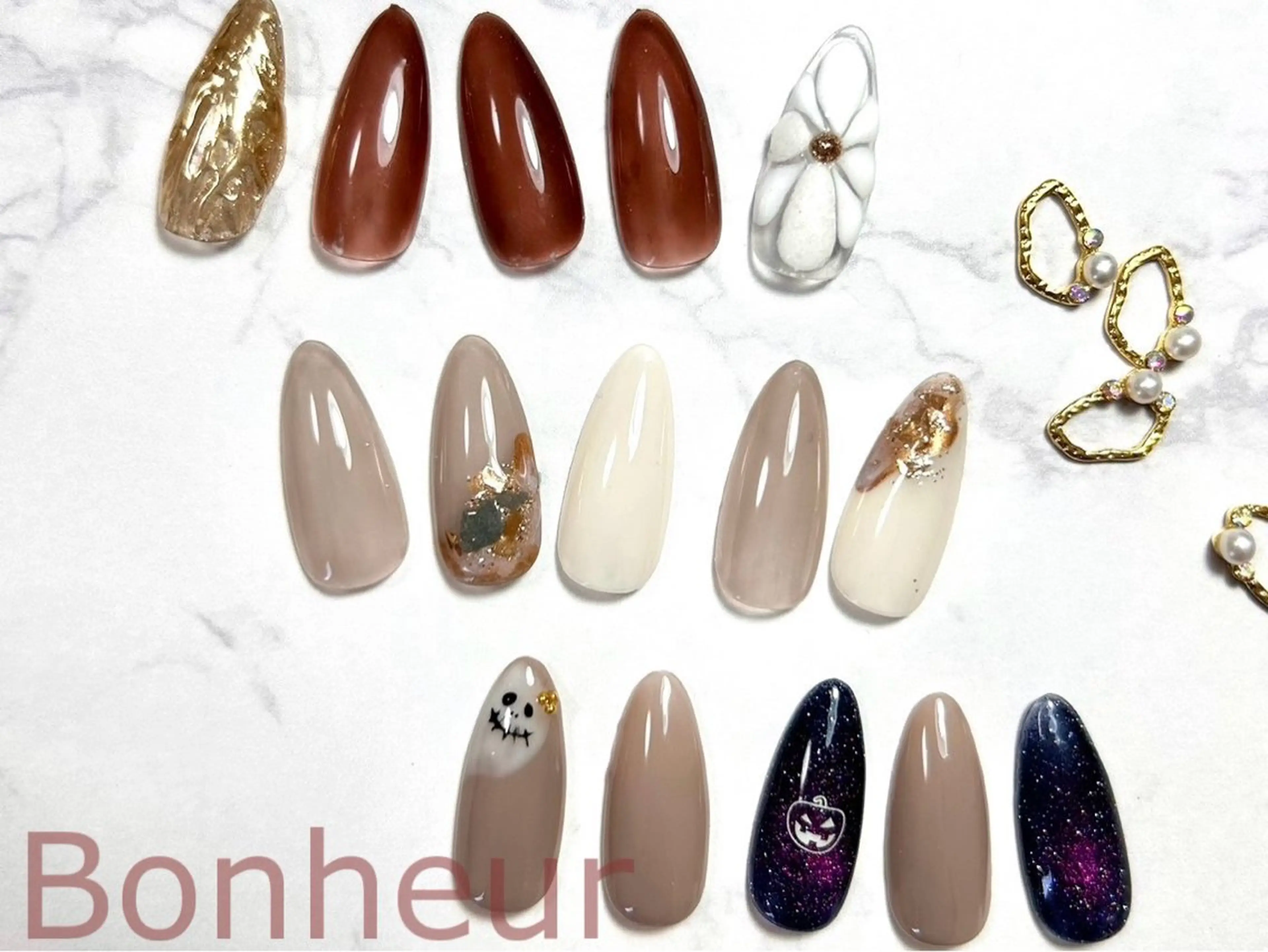 ミディアム Bonheur 【ボヌール】のネイルデザイン