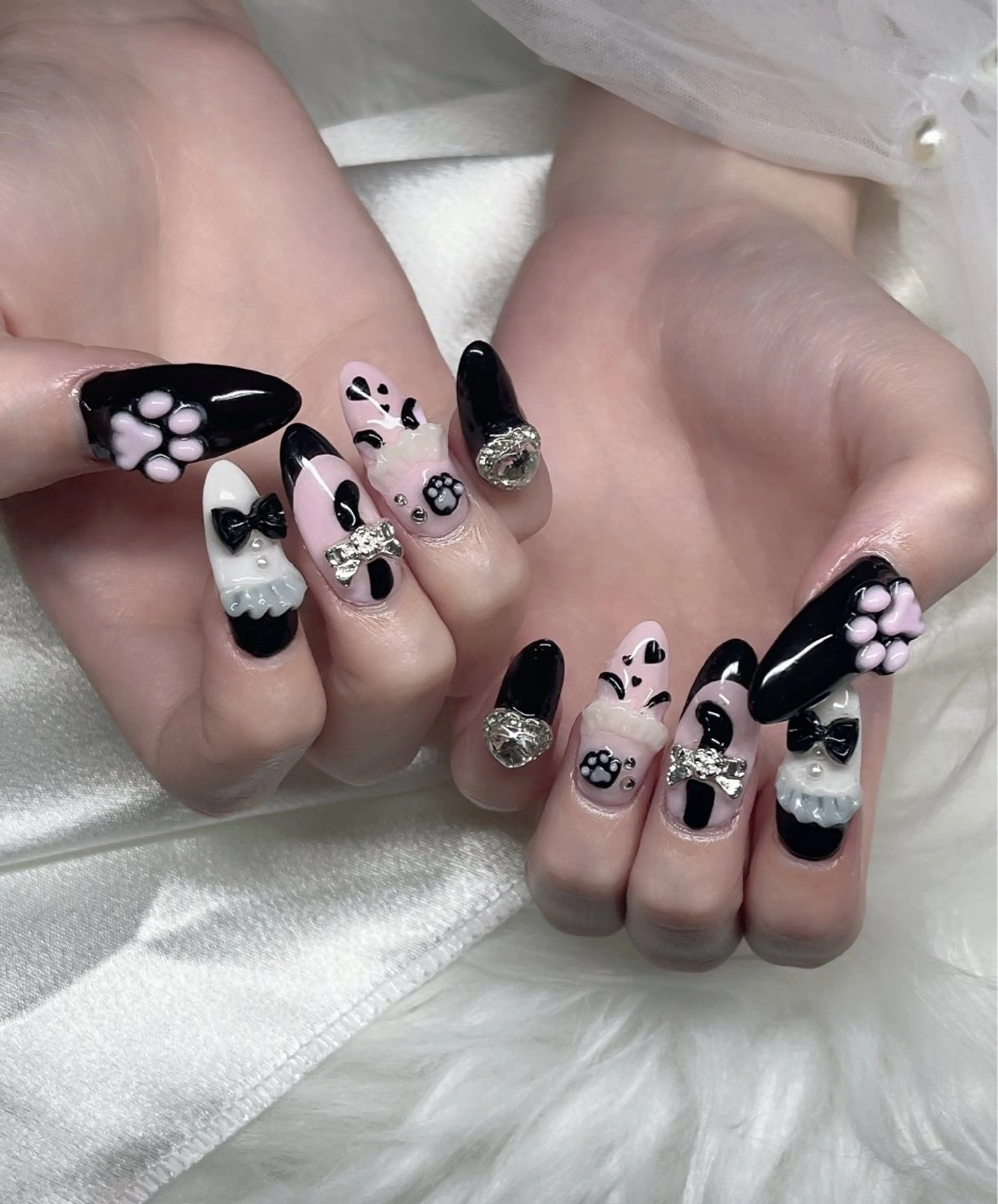 ネイル ハンドネイル YOLO NAILのネイルデザイン