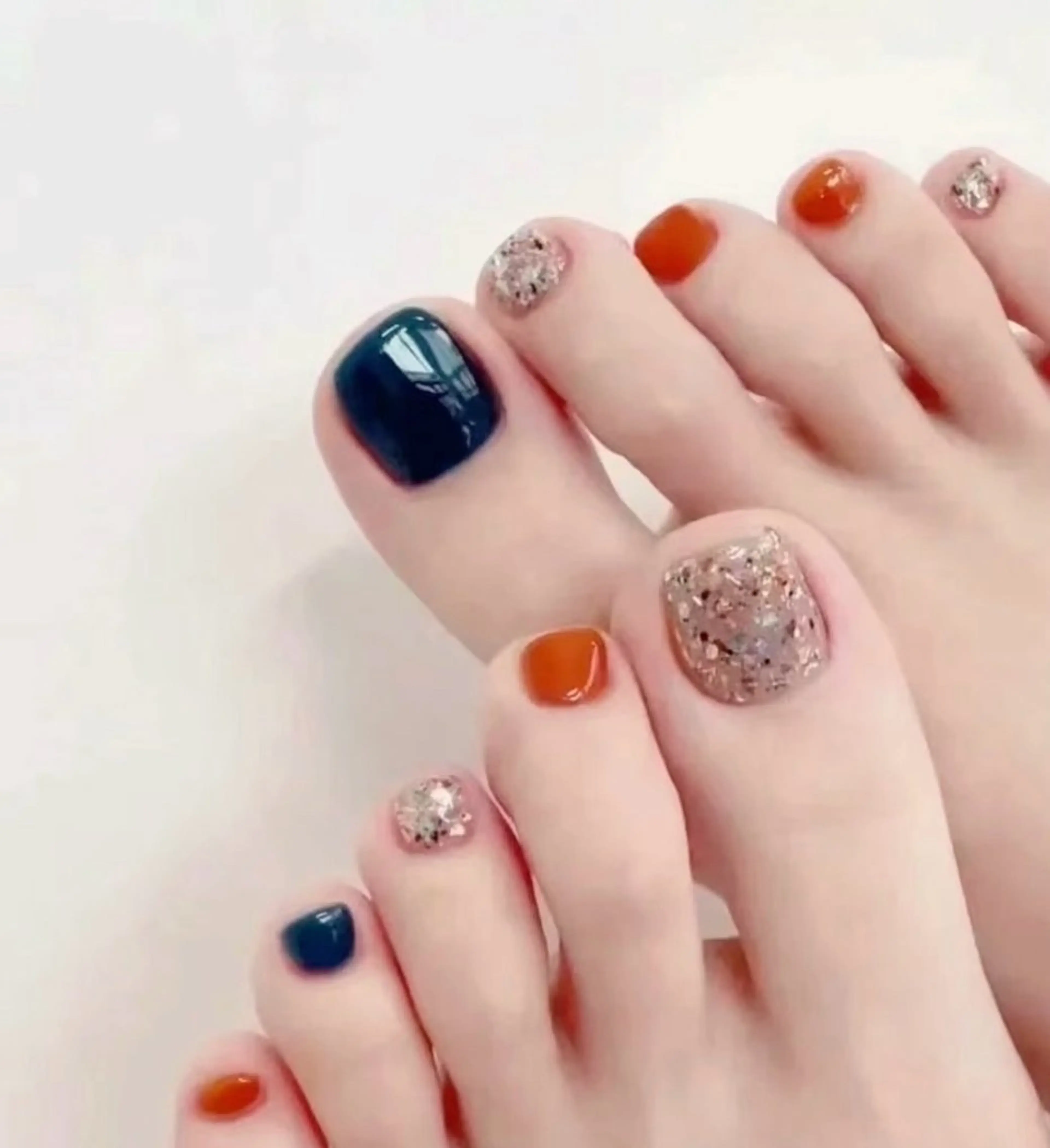 ネイル 高木 維麗絲のネイルデザイン