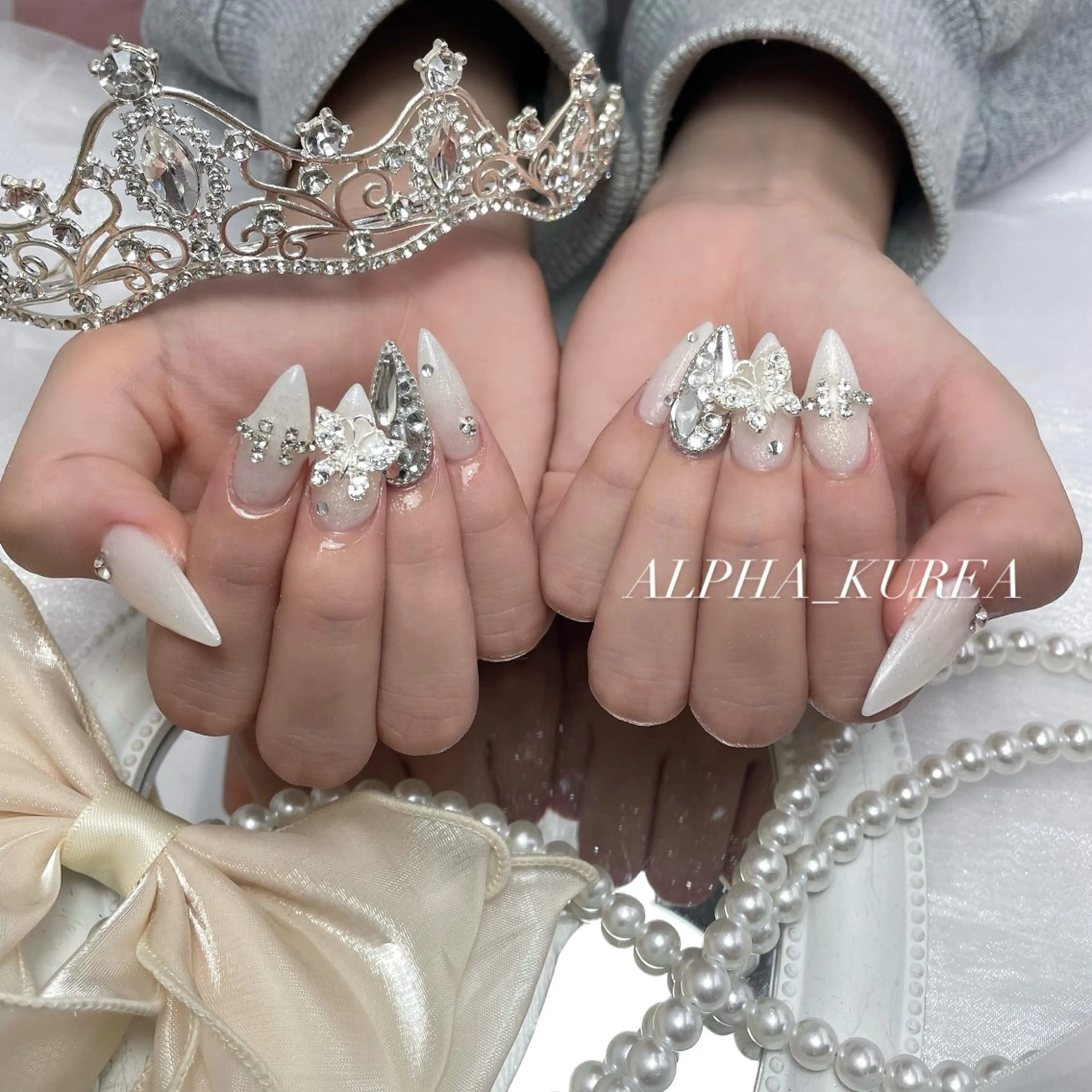 ネイル 持ち込み ハンドネイル ALPHA. KUREAのネイルデザイン