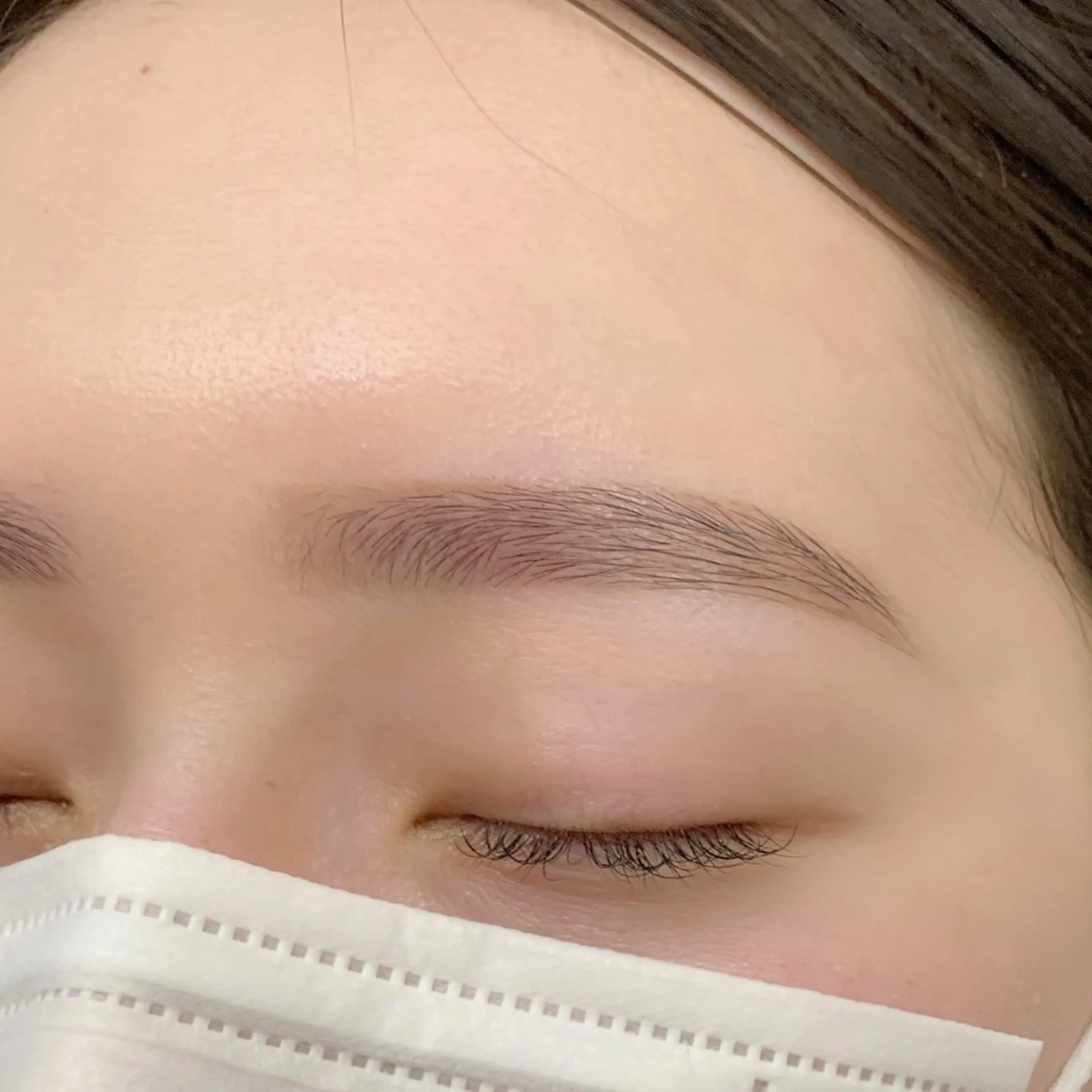 アイブロウ 眉カラー メンズアイブロウ 眉毛ワックス脱毛 ohime 新宿店 natsumiのマツエク・マツパデザイン