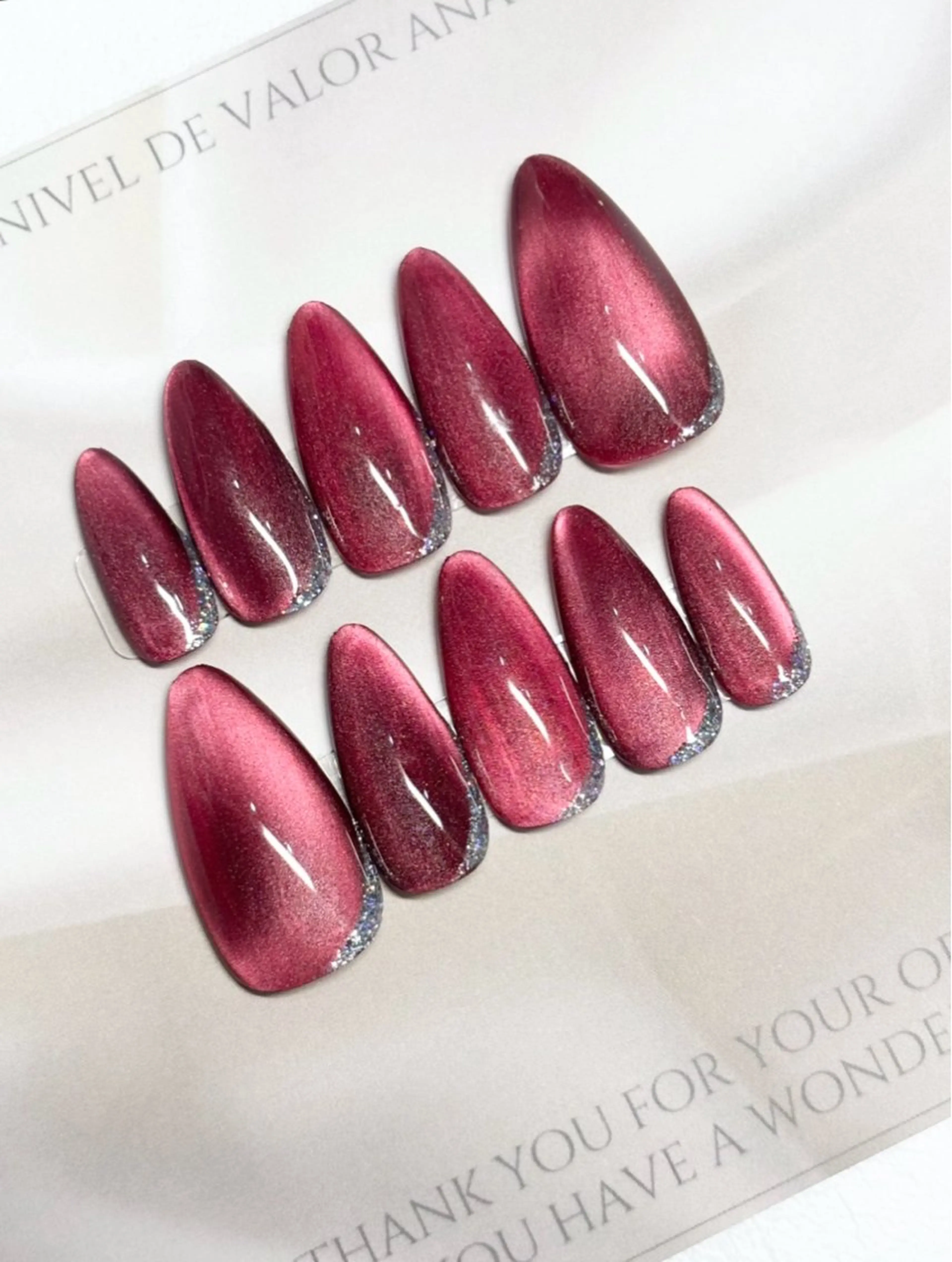 ネイル ボルドー マグネットネイル ハンドネイル マキシモ 坂上のネイルデザイン