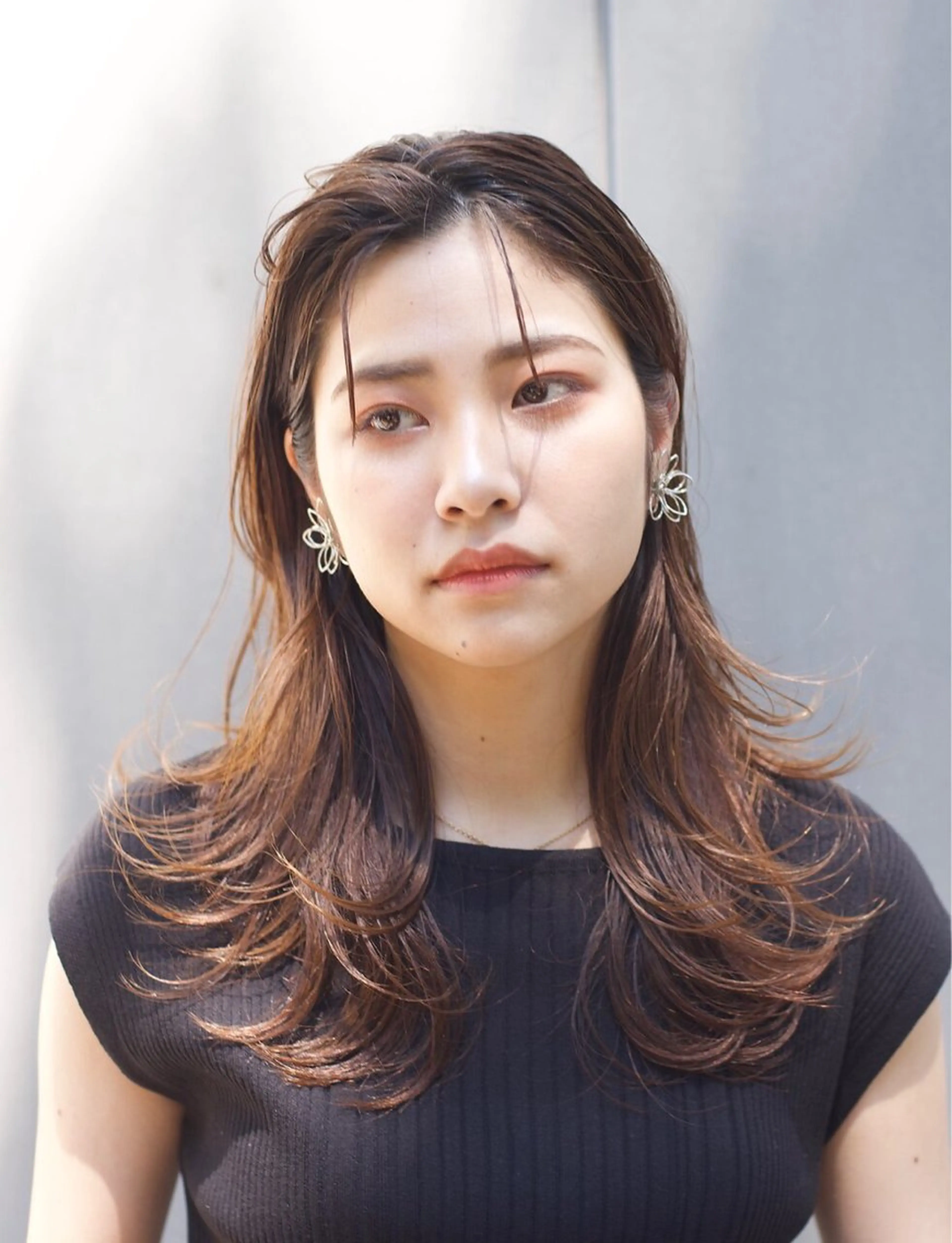 セミロング カット ヘアカラー トリートメント hoNua. 栄/透明感カラーのヘアスタイル