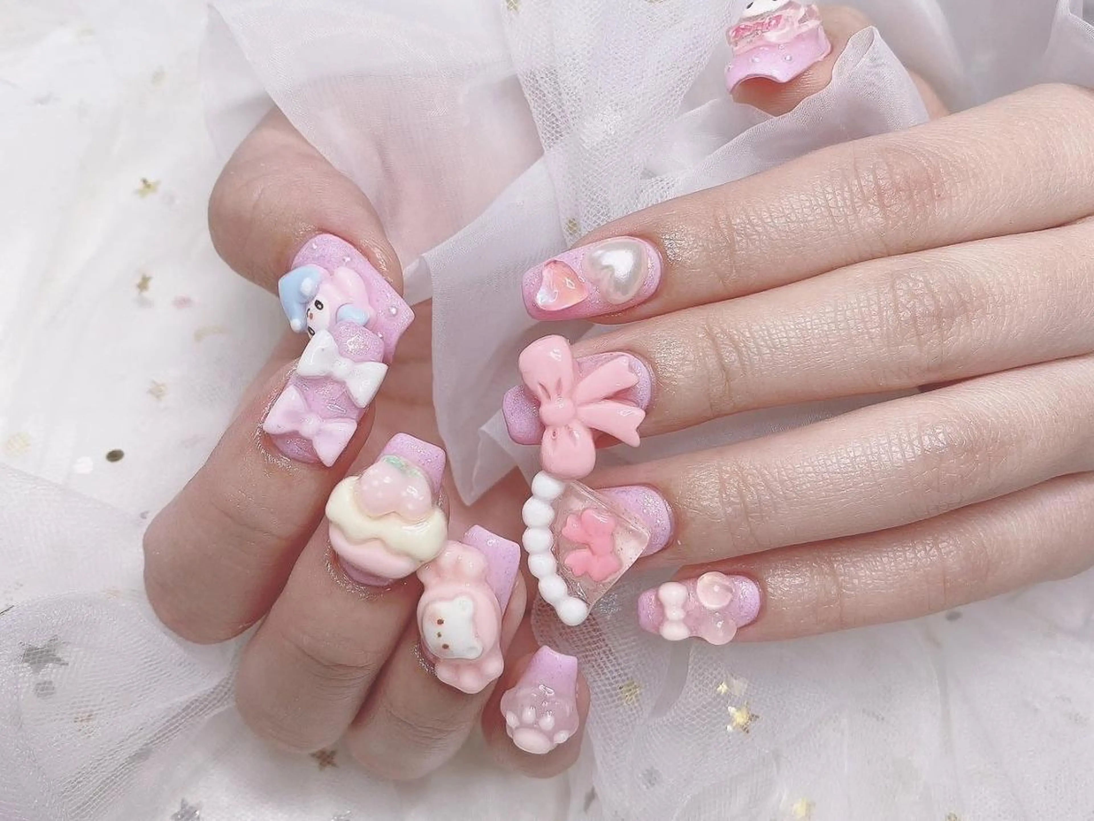 ネイル ジョリ En 💞🦋のネイルデザイン
