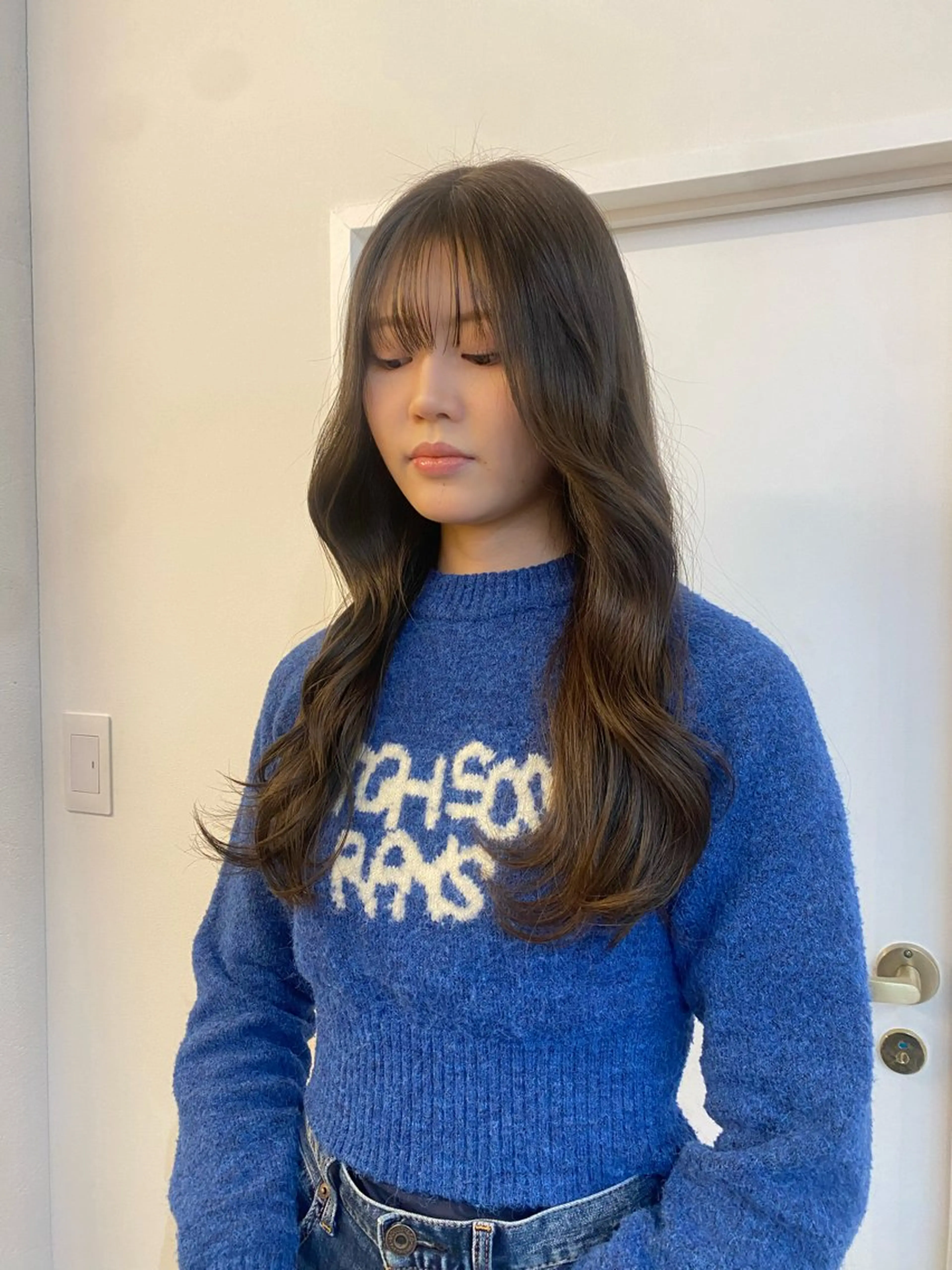 ロング カラー 綾香 /透明感カラーのヘアスタイル