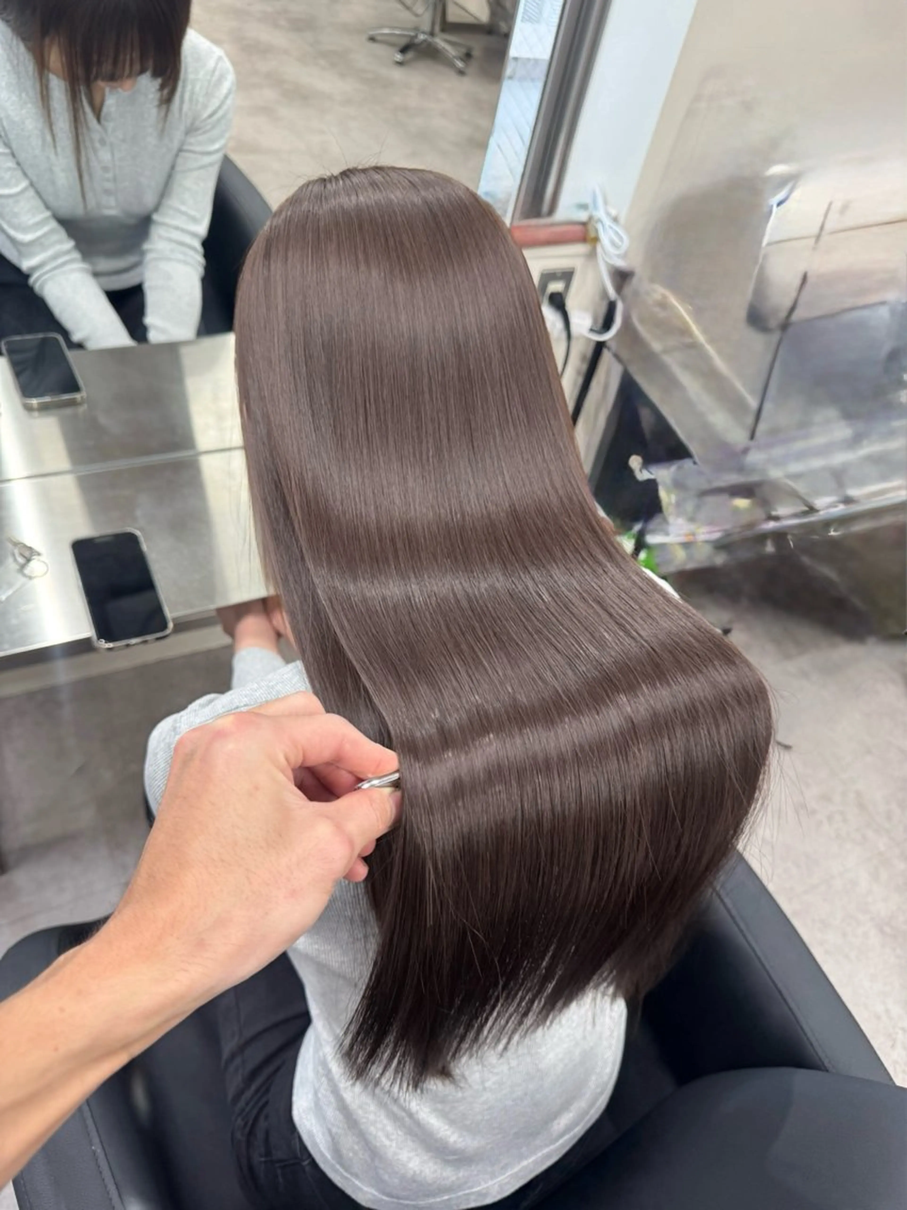 ロング カラー ヘアカラー トリートメント 🎀髪質改善×韓国レ イヤー×透明感/米田のヘアスタイル