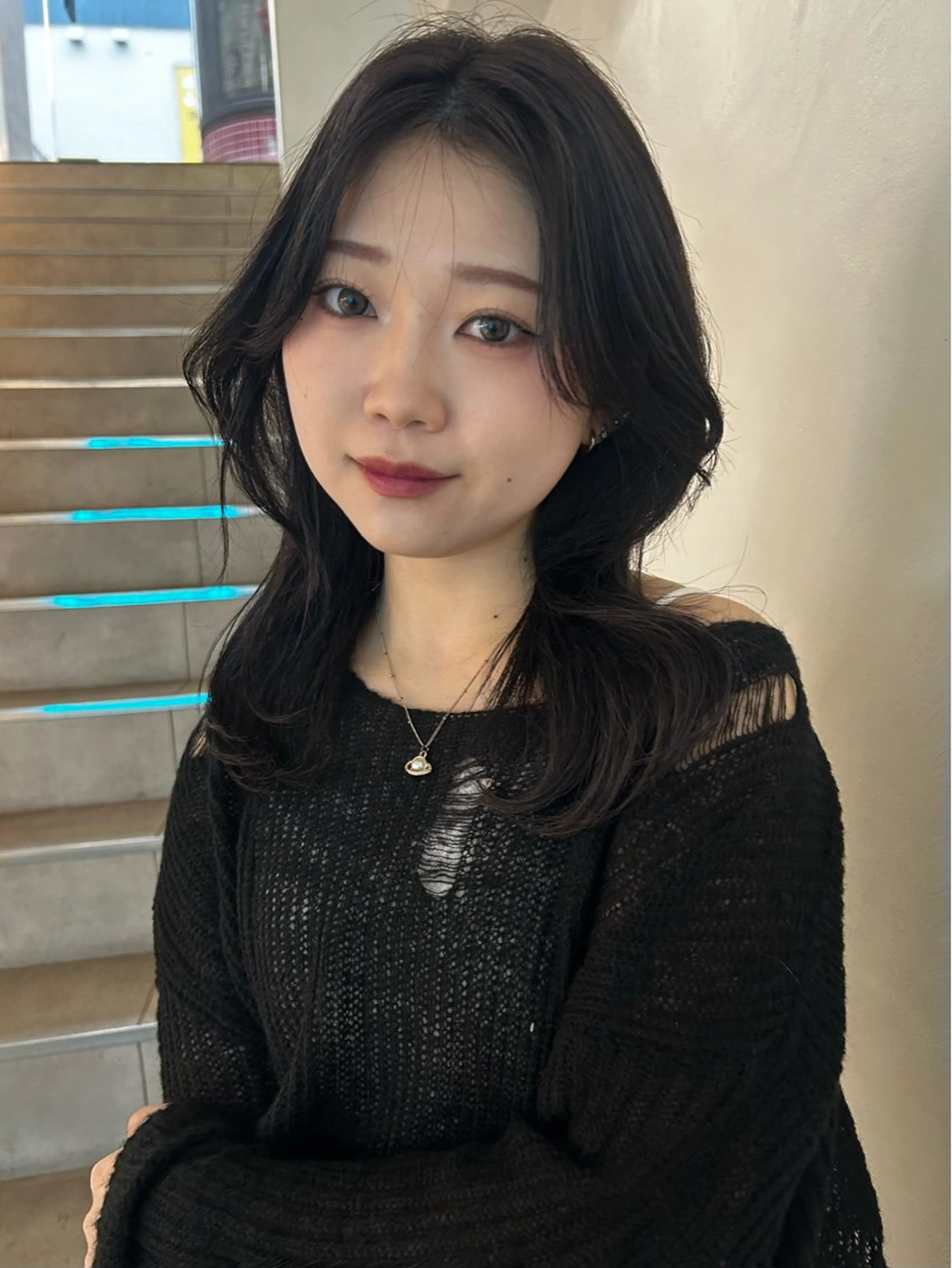 セミロング カラー ヘアカラー 🌟暖色系ハイトーン 🌟AIのヘアスタイル