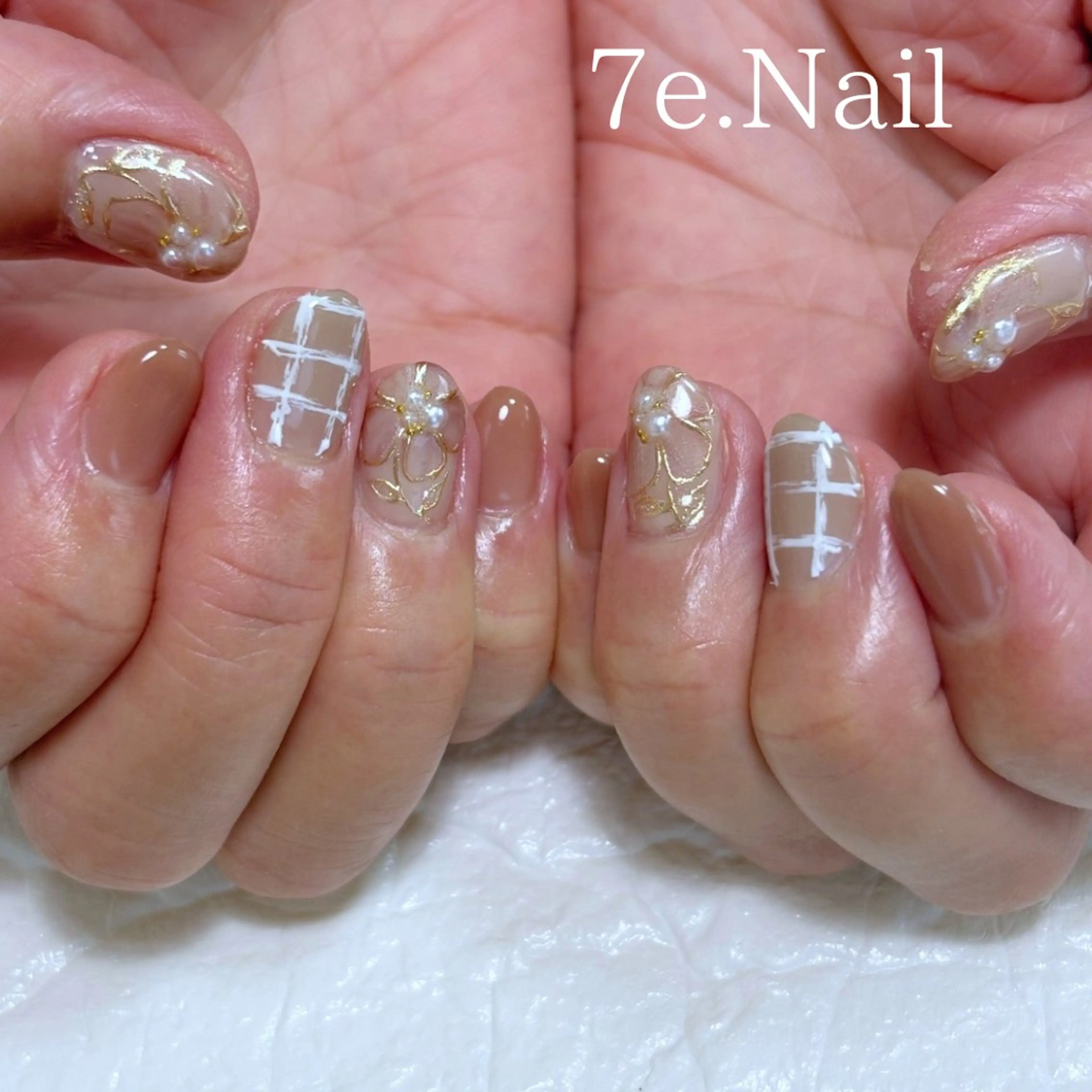 ネイル 7e. Nailのネイルデザイン