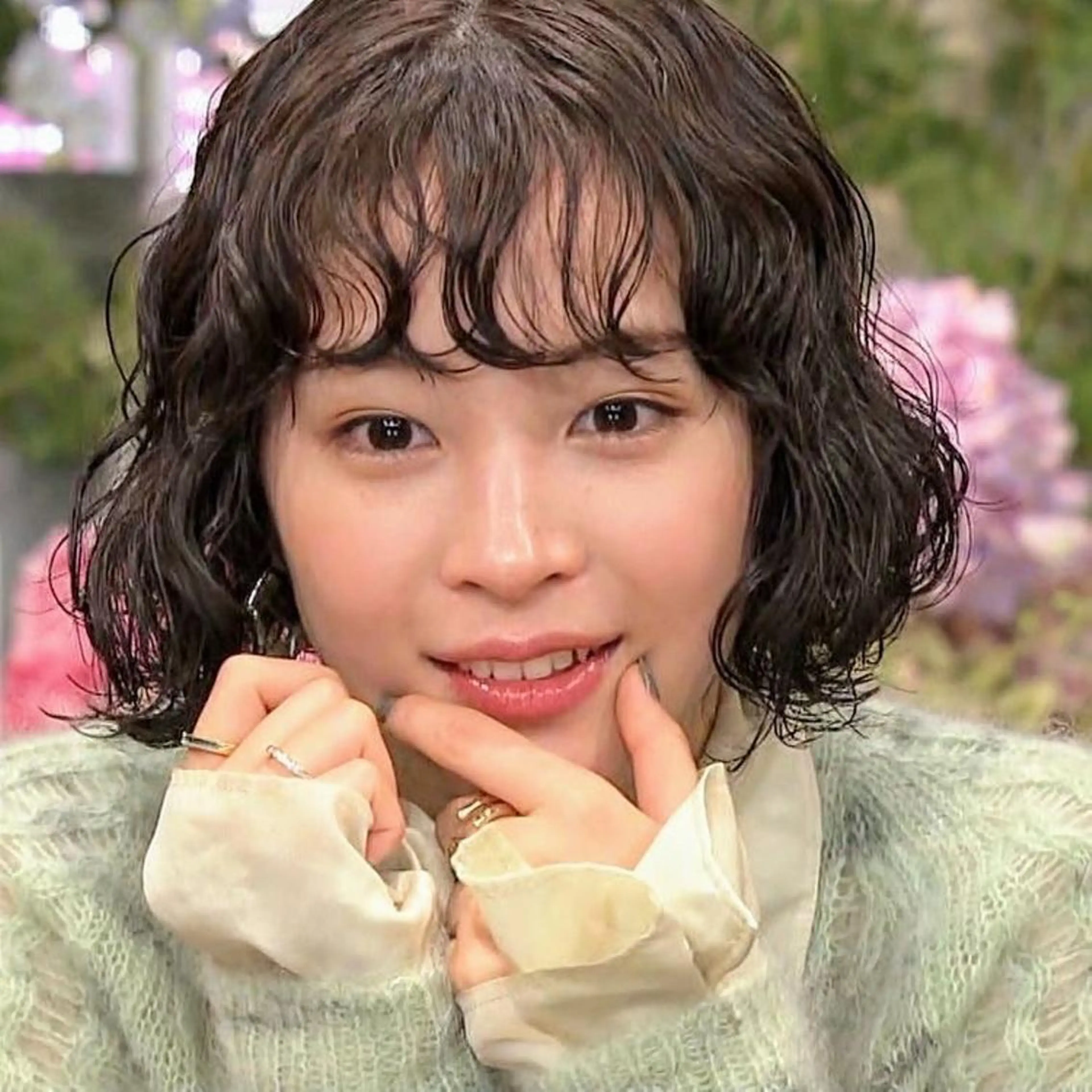 莉乃/縮毛矯正/髪質 改善/艶カラーのヘアスタイル