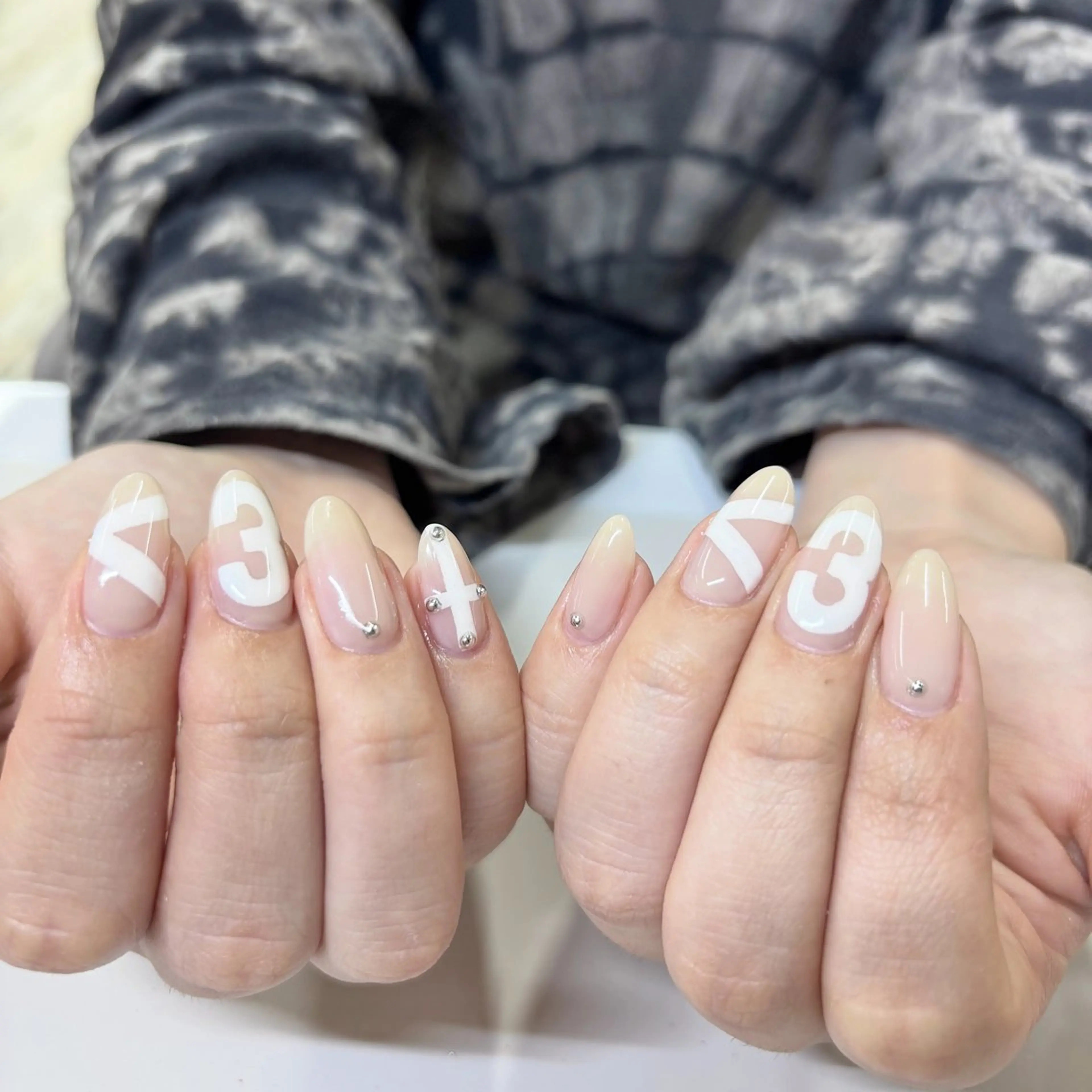 ネイル ハンドネイル LUCY NAIL&EYE　心斎橋所属・LUCY  心斎橋/ miuのネイルデザイン