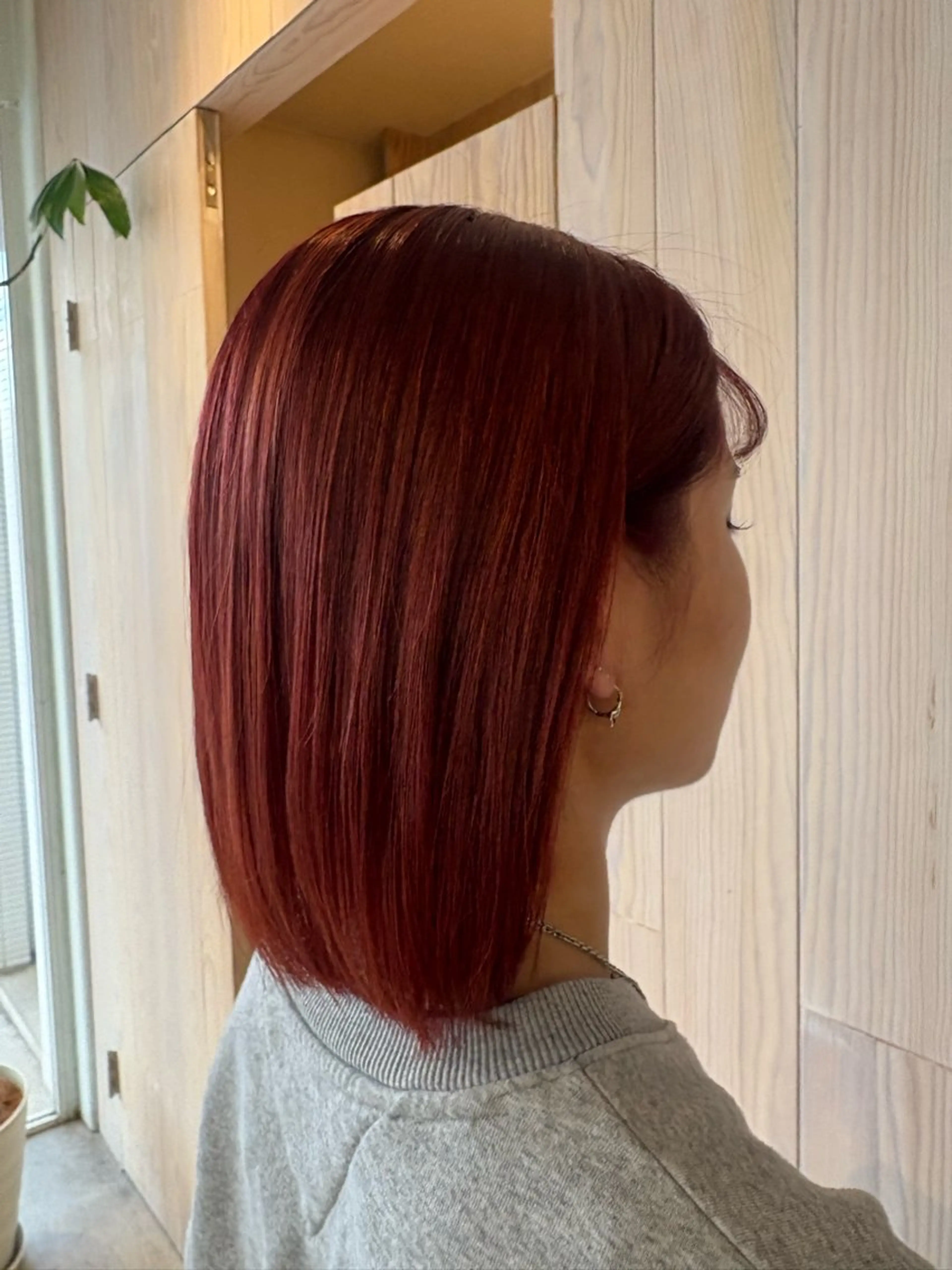 ショート カラー ブリーチ レッドカラー OXCREATION kanaのヘアスタイル