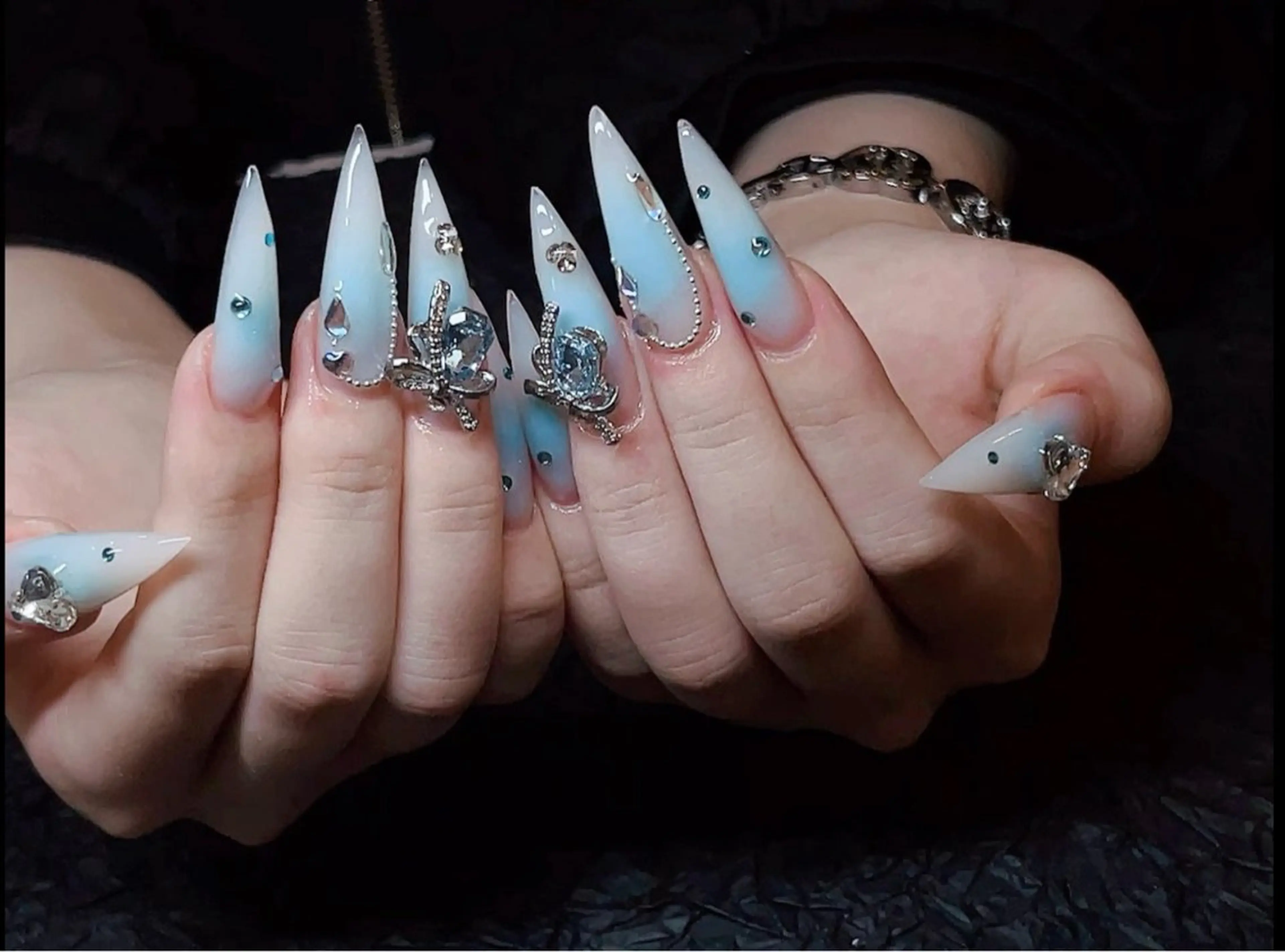 ネイル 🖤スカルプ専門店 新宿・MR🖤のネイルデザイン