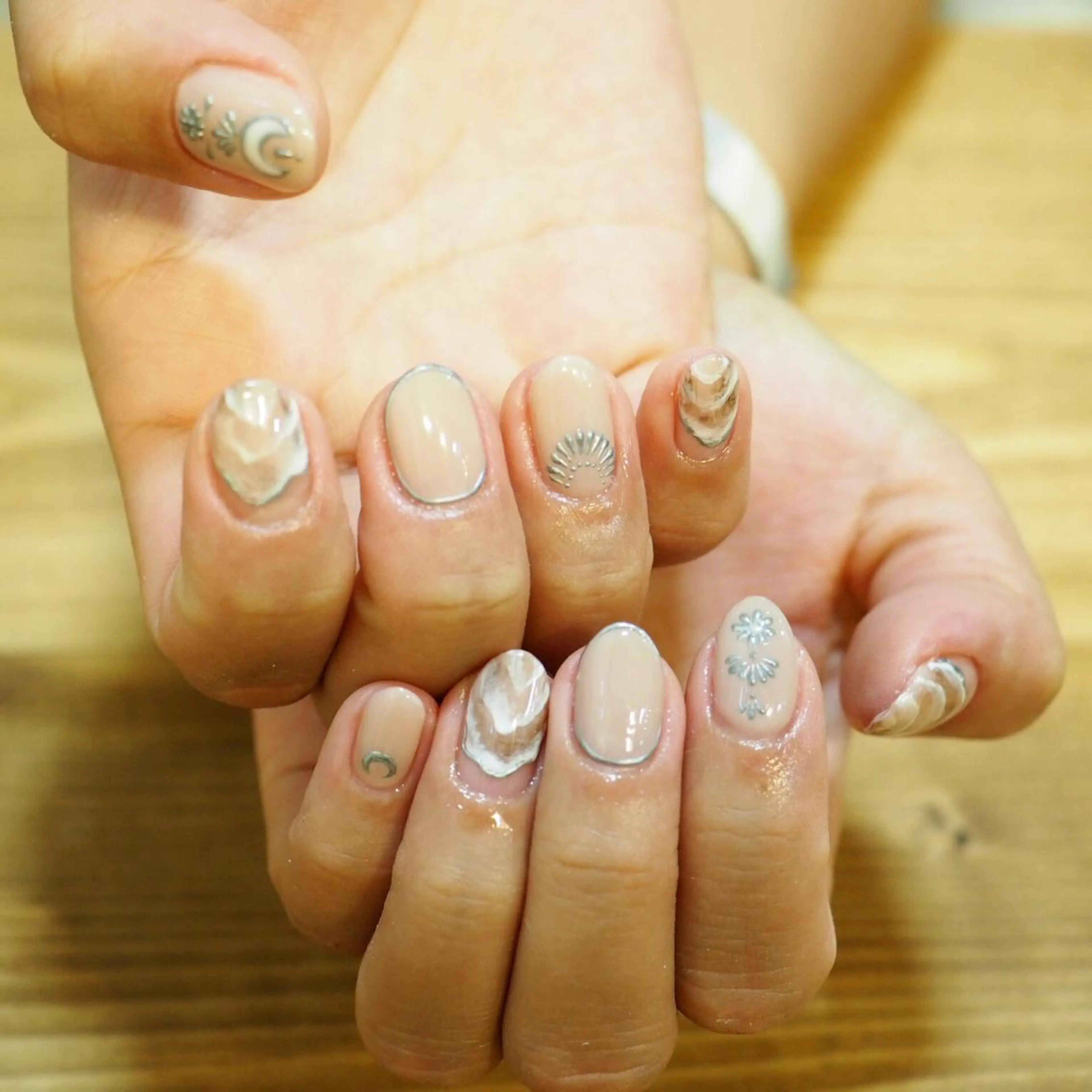 ネイル ”salon" そりまちゆうこのネイルデザイン