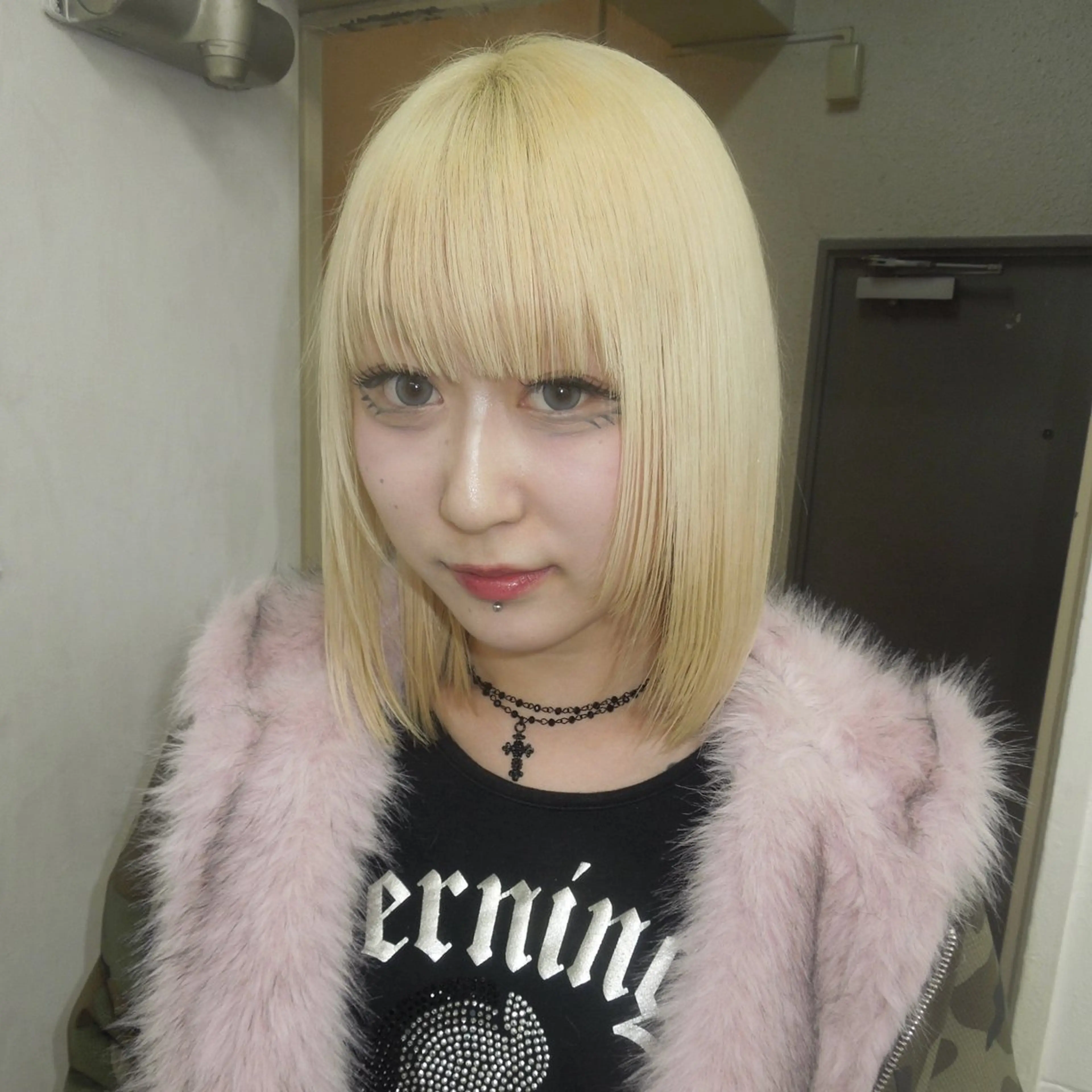 ミディアム カラー ブロンド ヘアカラー トリートメント タマキ/似合わせ カット/Wカラーのヘアスタイル