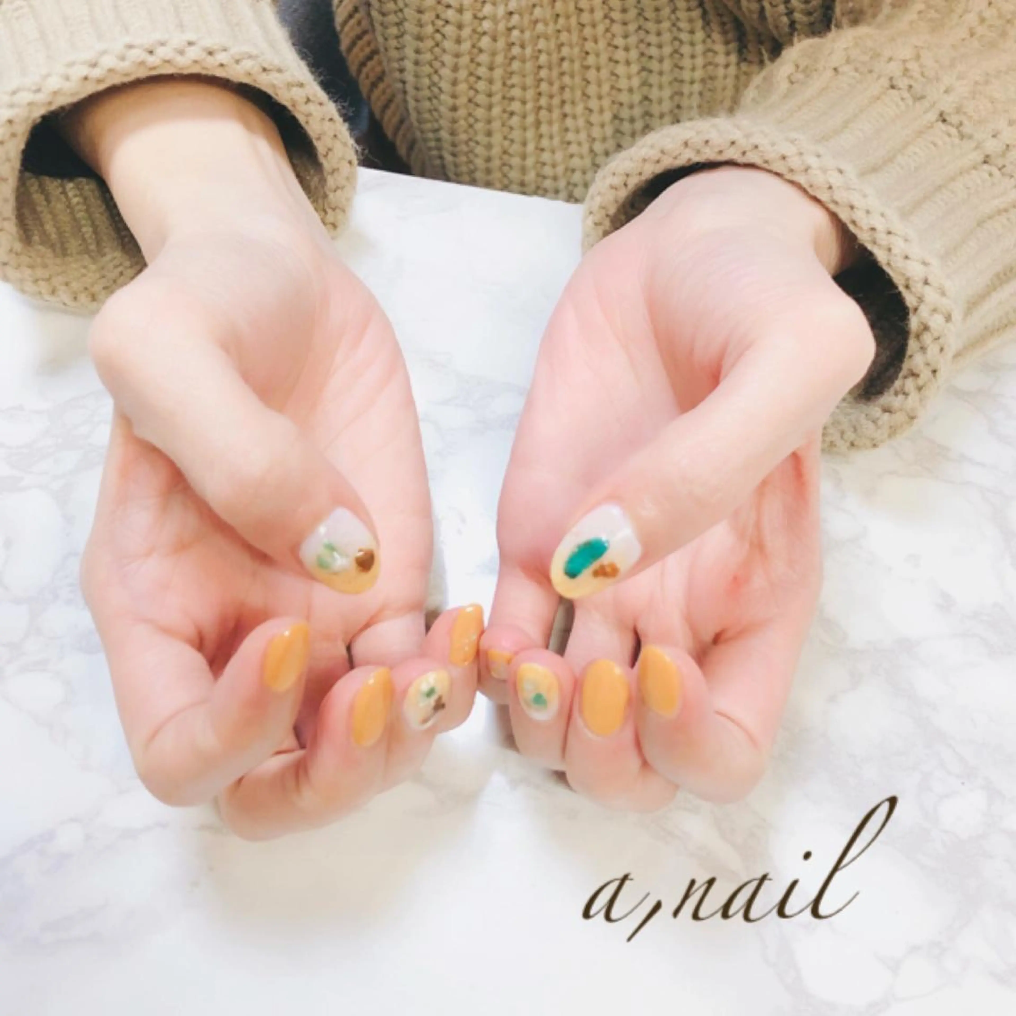 ネイル フットネイル ジェルネイル グラデーション オフィスネイル ワンカラーネイル ハンドネイル ネイルサロン エーネイルのネイルデザイン