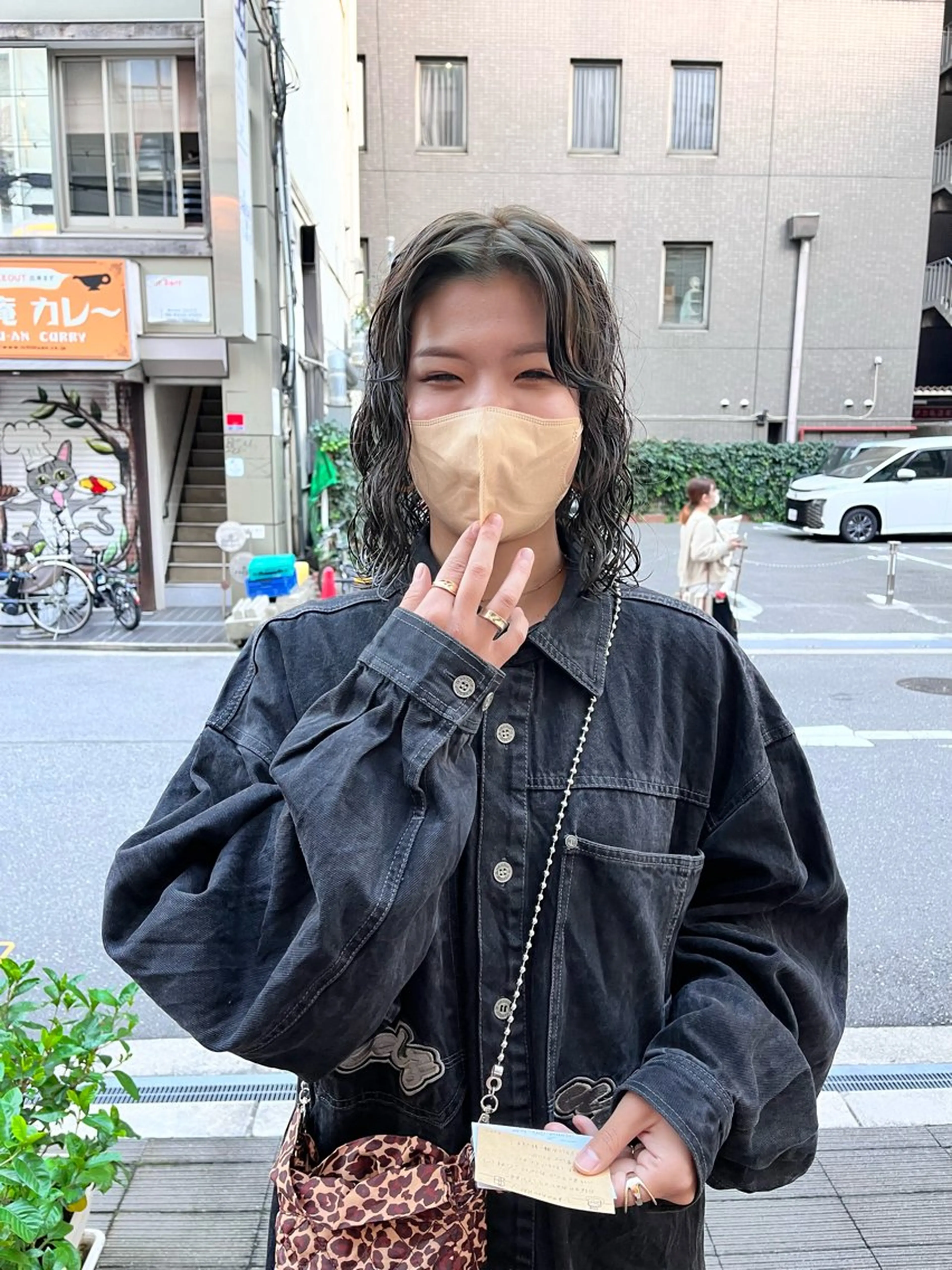 ミディアム カラー パーマ ミディアムパーマ グレージュ オリーブカラー オリーブグレージュ オリーブグレー カット ヘアカラー パーマ ショート/パーマ/ カラー/FUKOのヘアスタイル