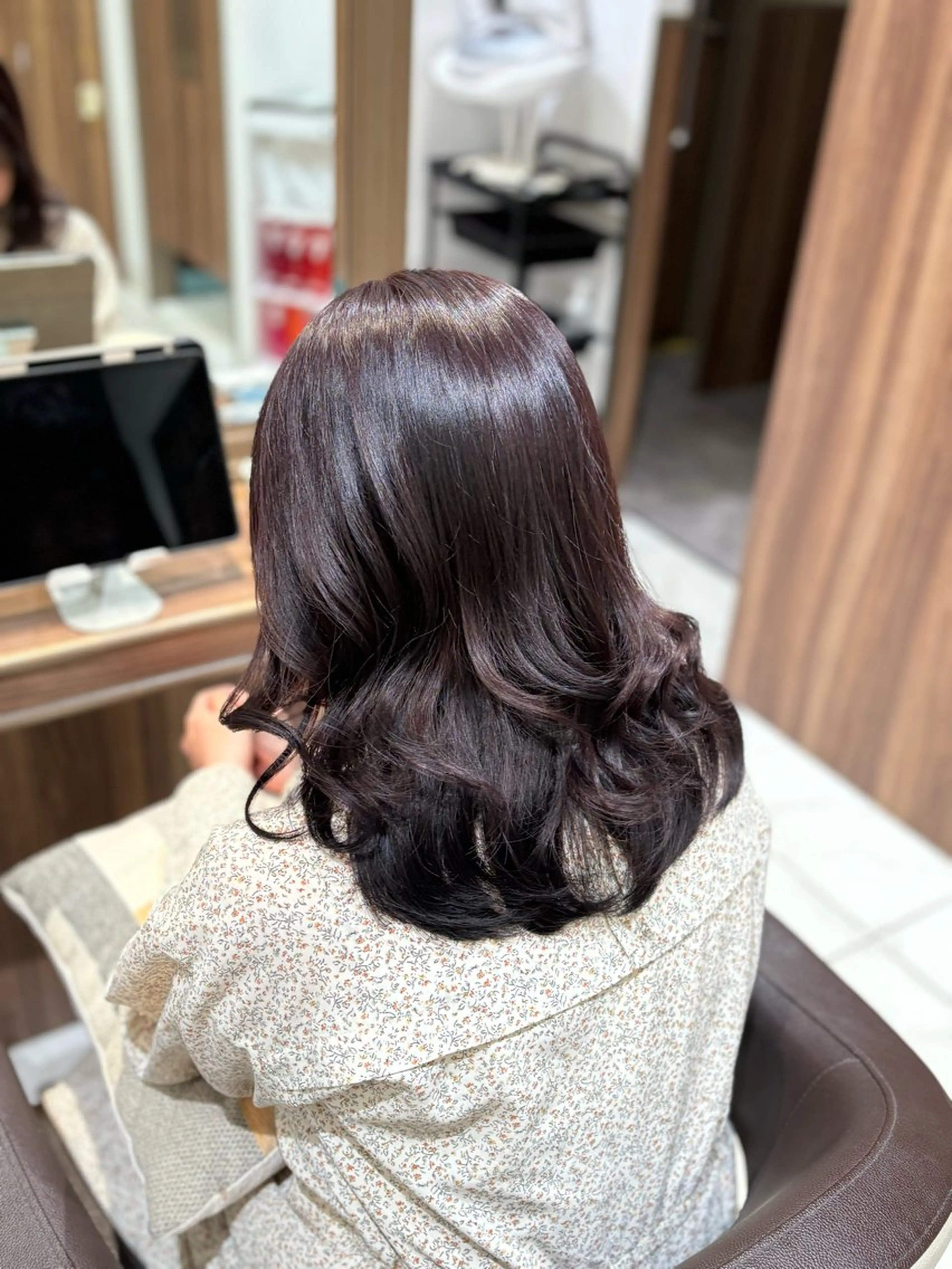 セミロング カラー ツヤ髪縮毛矯正💫/ ハイトーン/あゆみのヘアスタイル