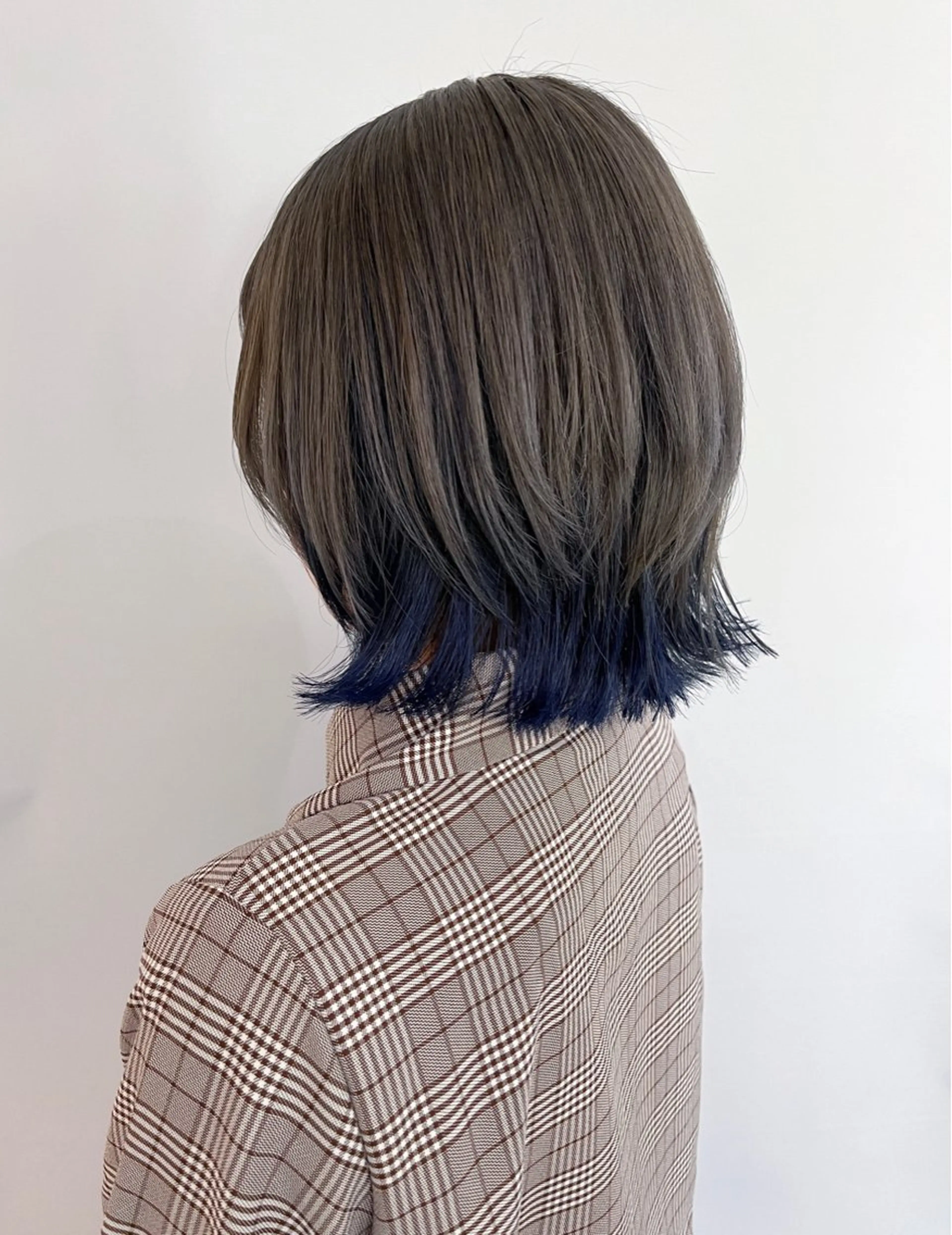 ミディアム Kva所属・ウルフ/ハイトーン /髪質改善/AIRIのヘアスタイル