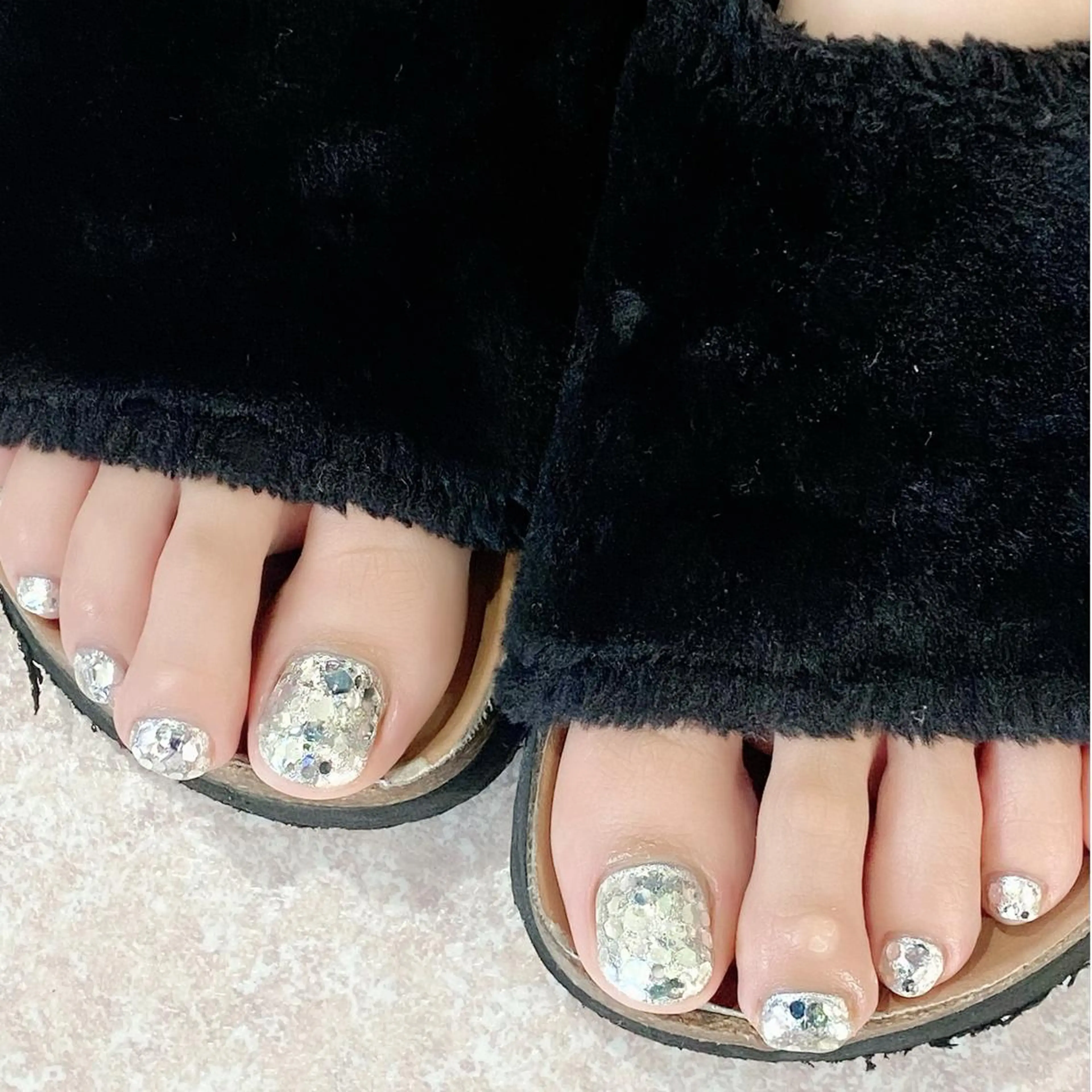 ショート カラー パーマ ヘアアレンジ キッズ ネイル マツエク・マツパ フットネイル 夏ネイル フットネイル Salon Kのネイルデザイン