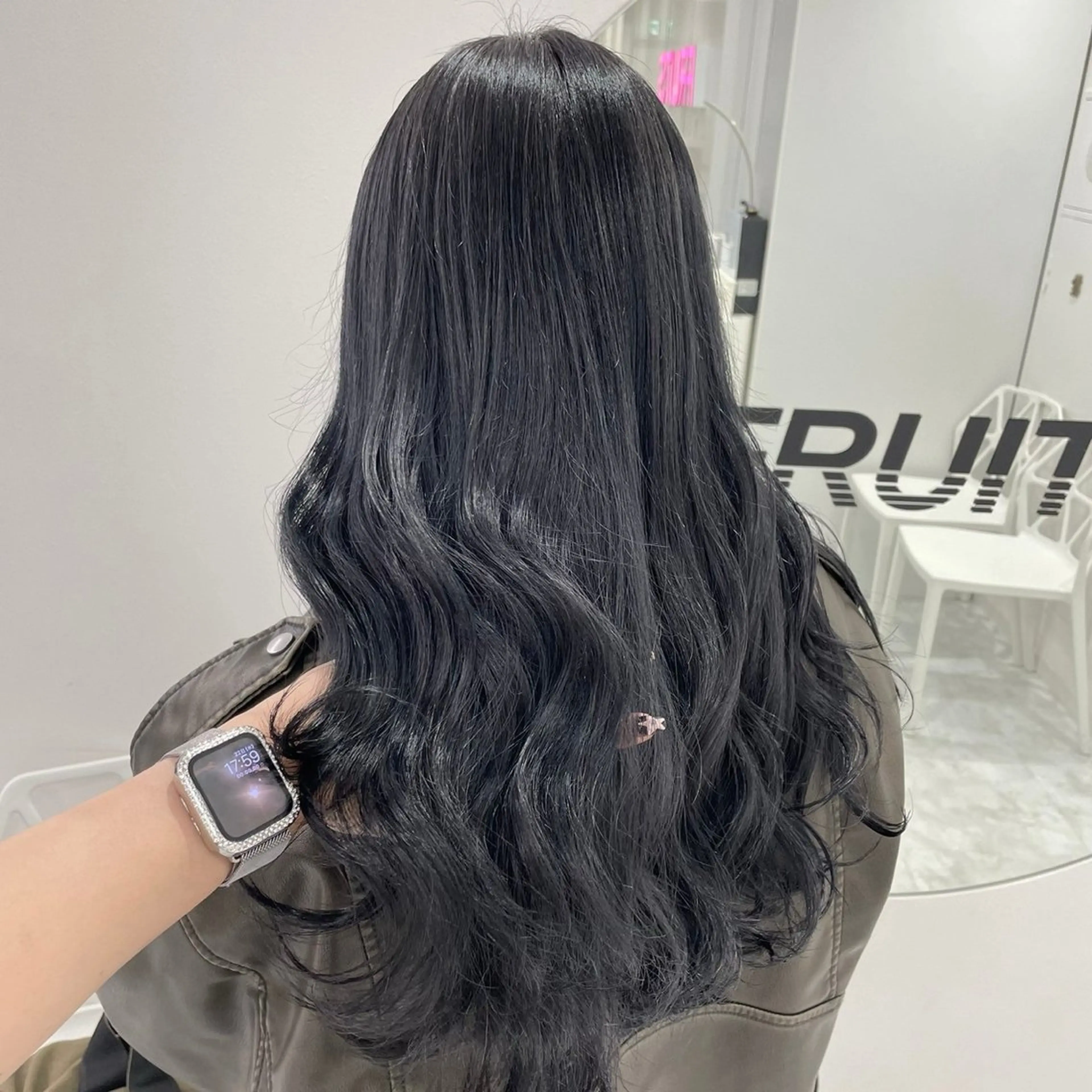 ロング カラー ヘアカラー トリートメント 韓国アイドル🤍ブリ ーチカラー🤍わかなのヘアスタイル