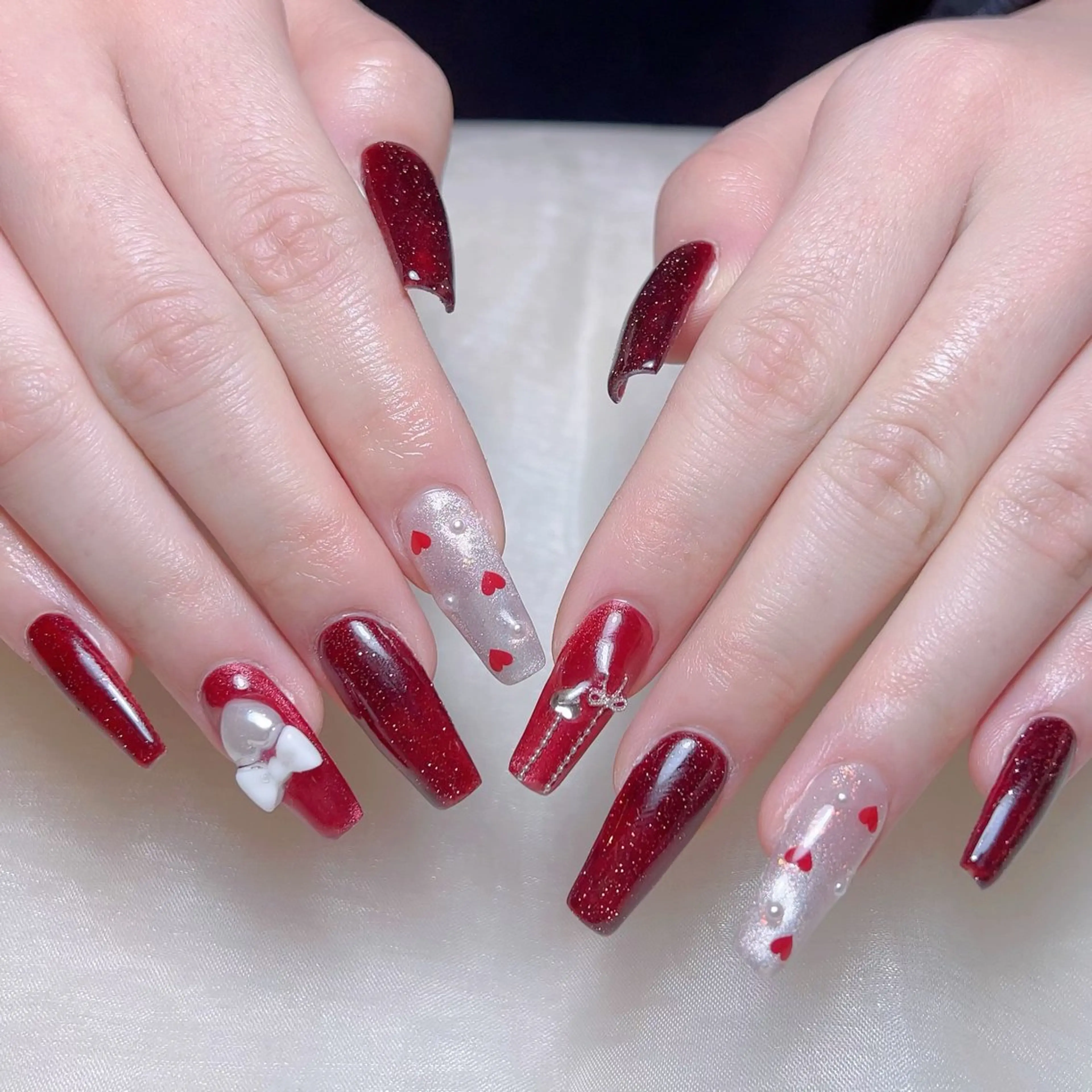 メンズ ネイル メンズ韓国風 アートネイル オーロラネイル ガーリー キラキラネイル ハンドネイル Nail salon 木にいるのネイルデザイン